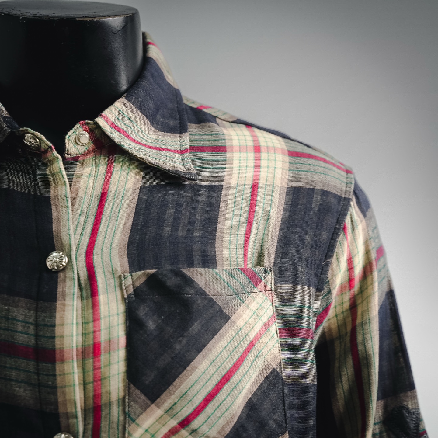 Chrome plaid long-sleeve shirts