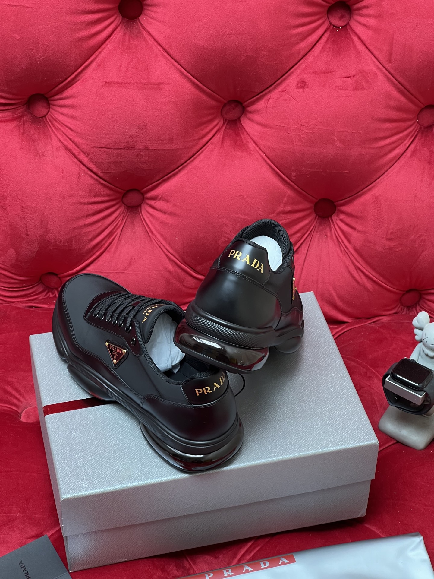 Pra letther sneakers