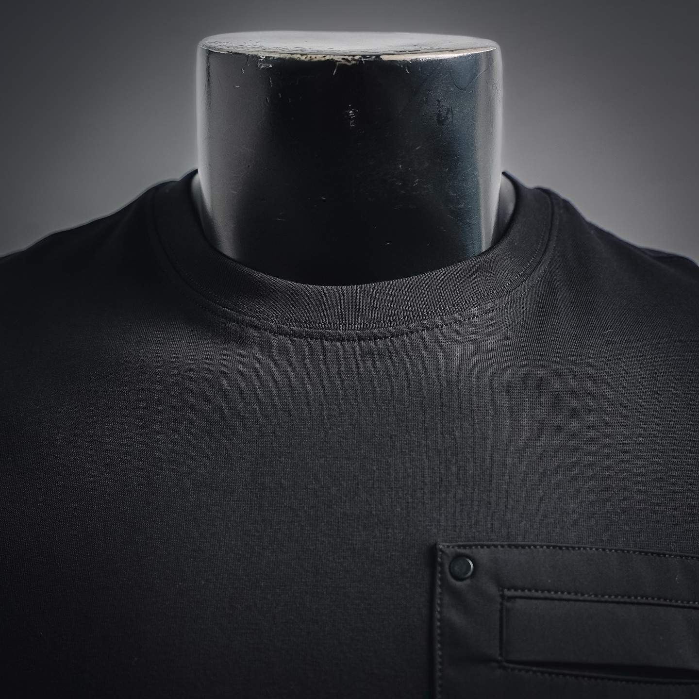 Moose pocket t-shirt