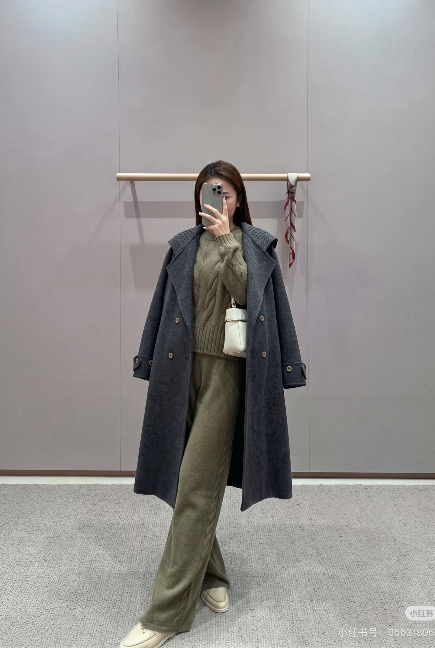 Max 26fw knit hooded woolen overcoats