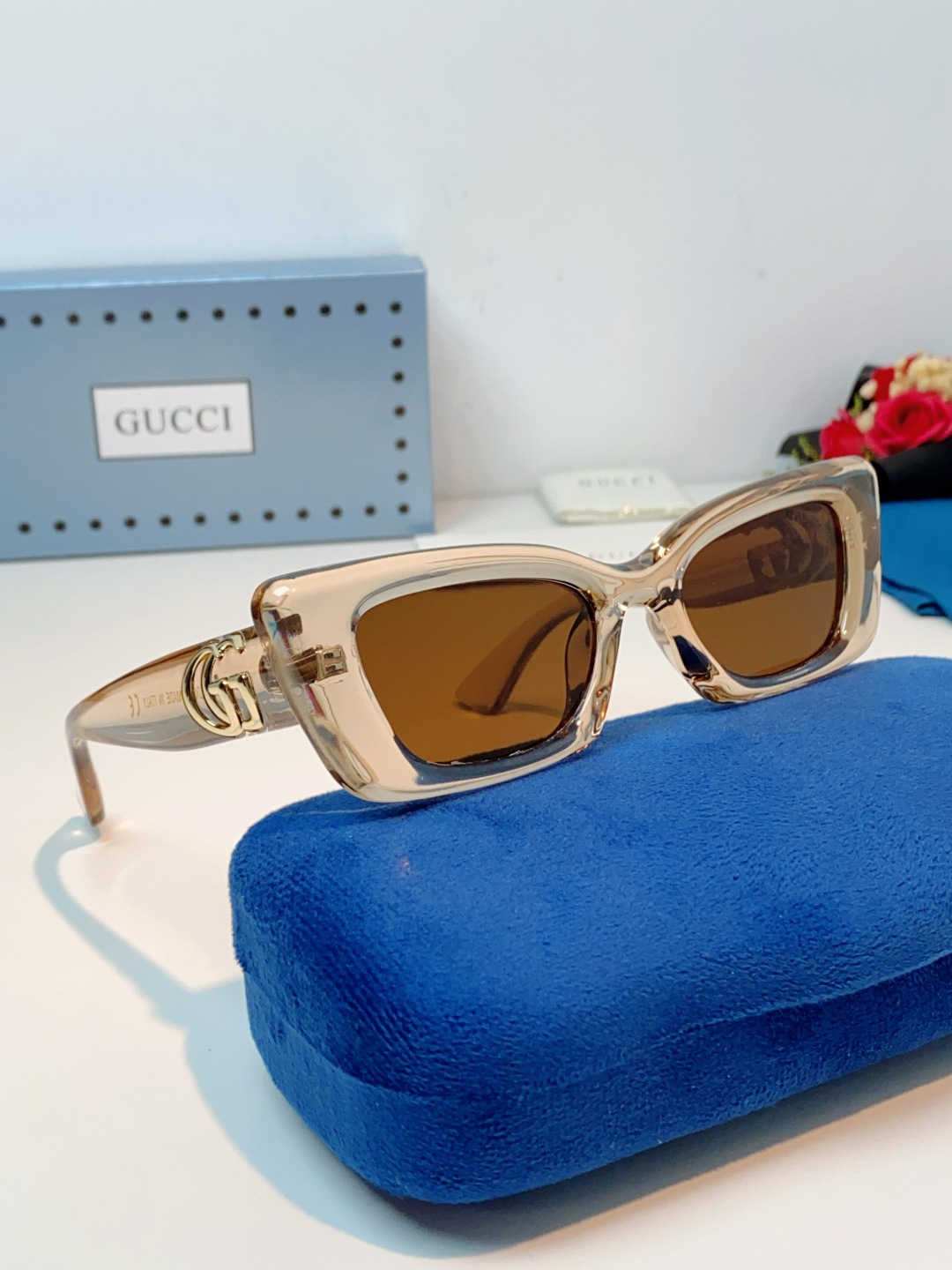 Guc sunglasses