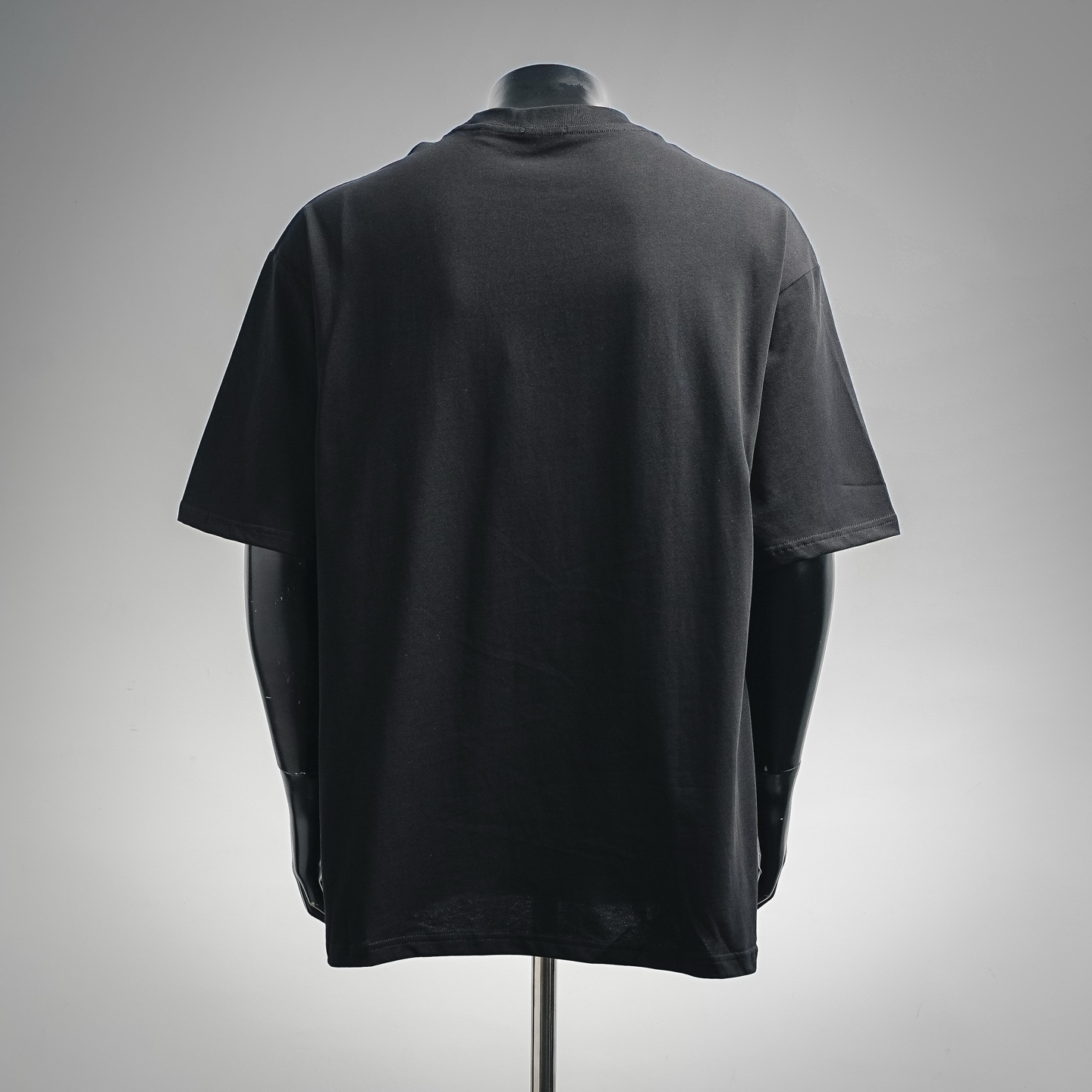 Bur plaid badge t-shirt