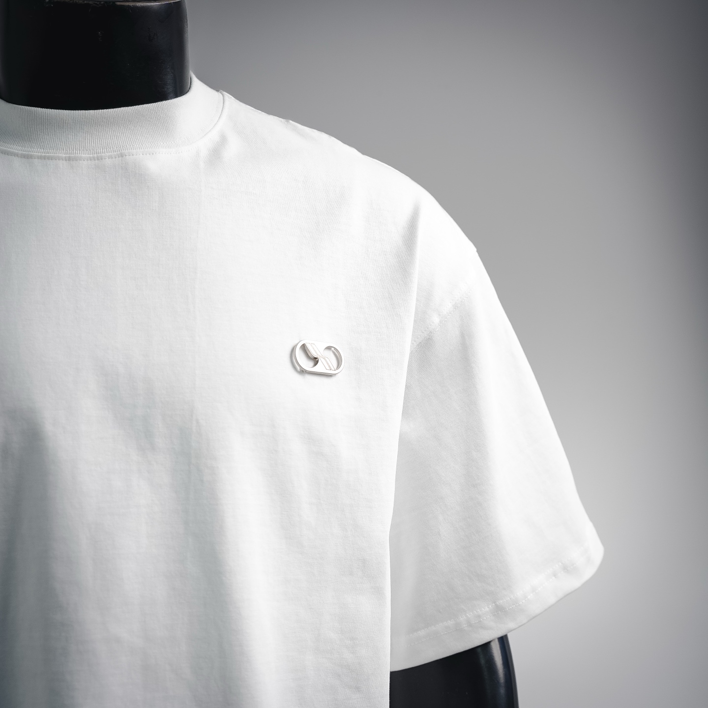 We11 emboosed printed t-shirt