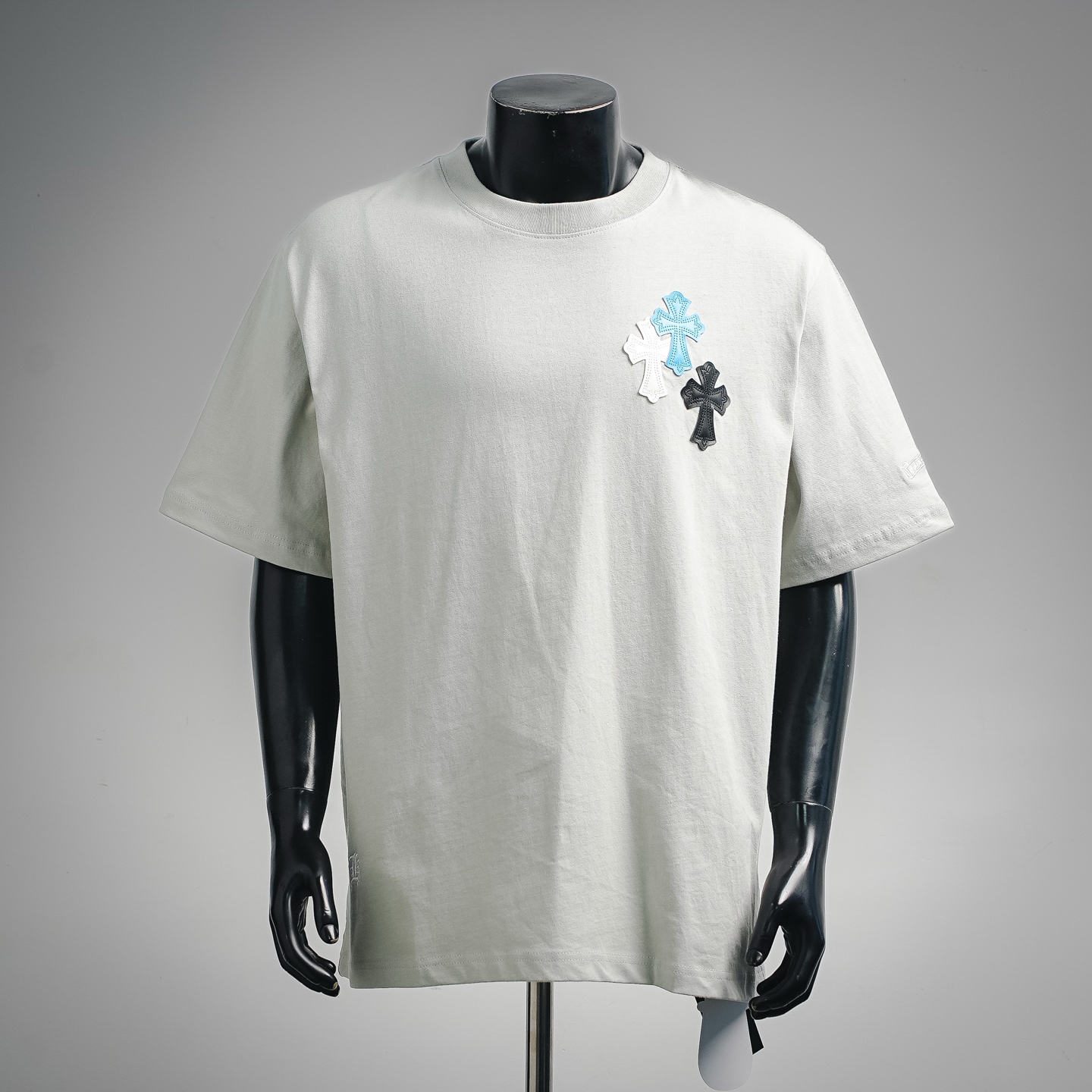 Chrome cross patch t-shirt