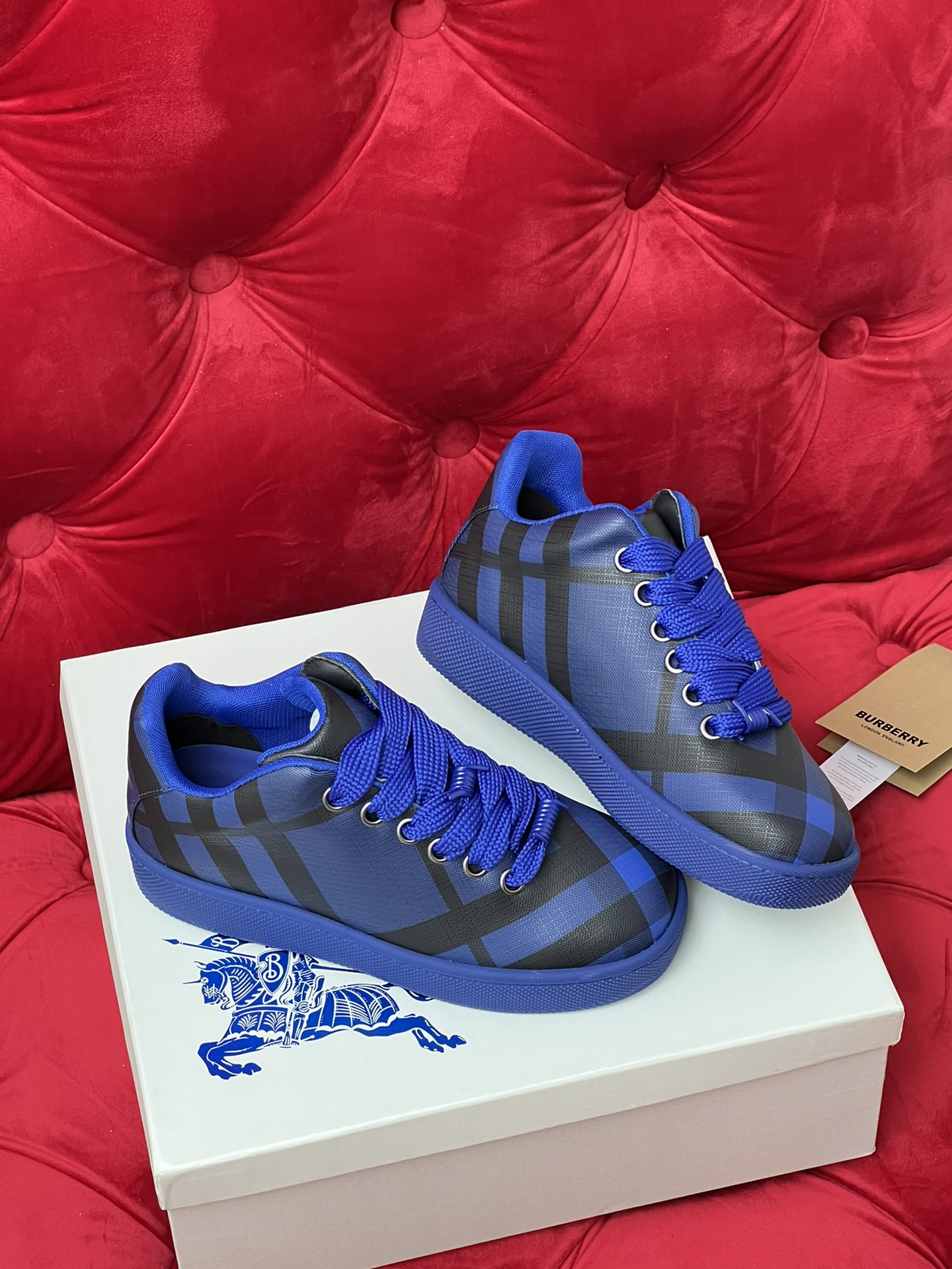 Bur casual sneakers