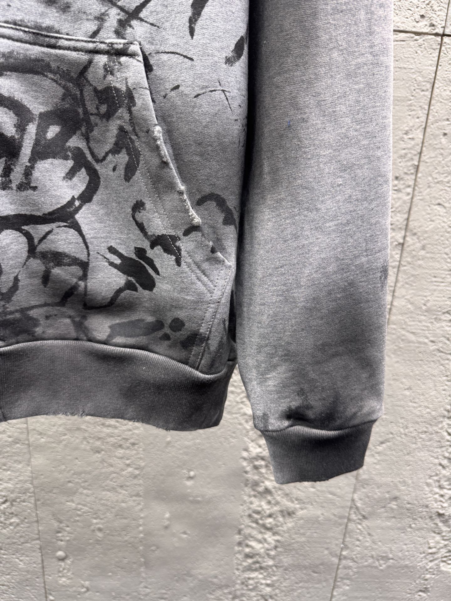 Balen graffiti-print jacket