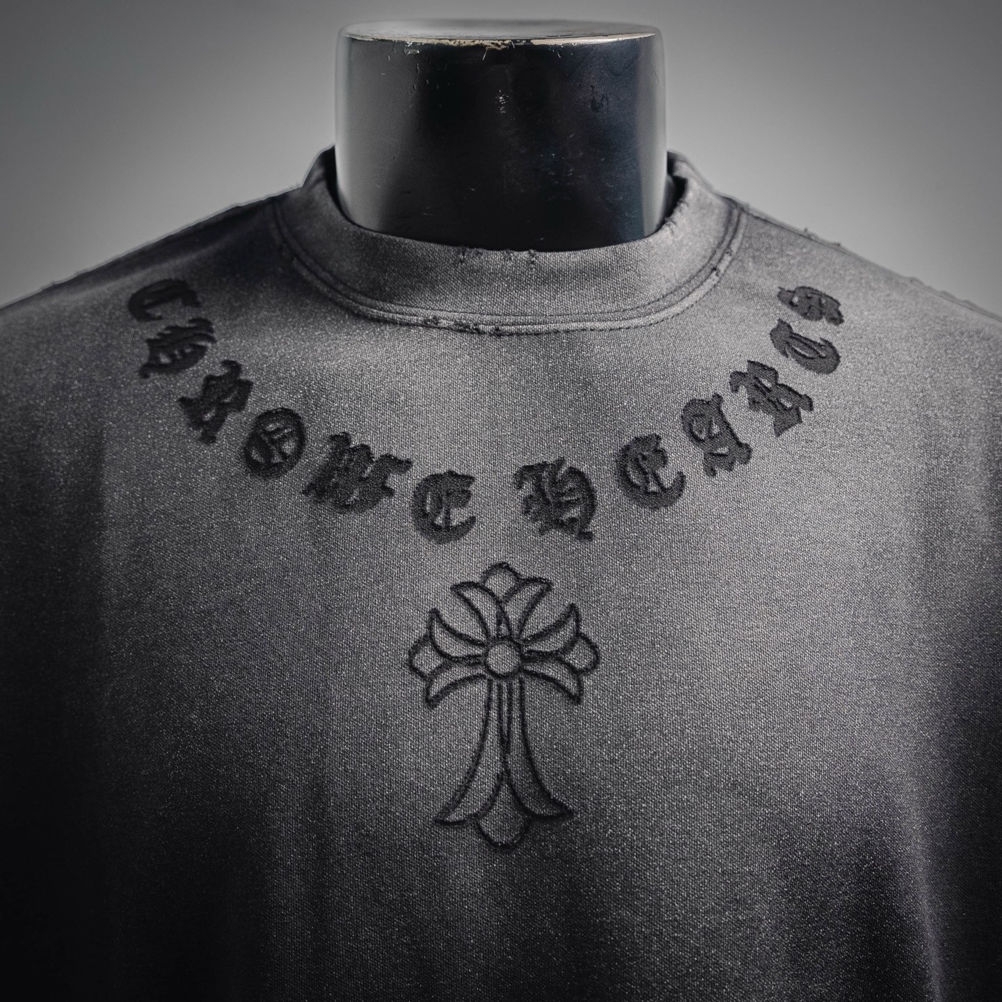 Chrome washed cross-pint t-shirt