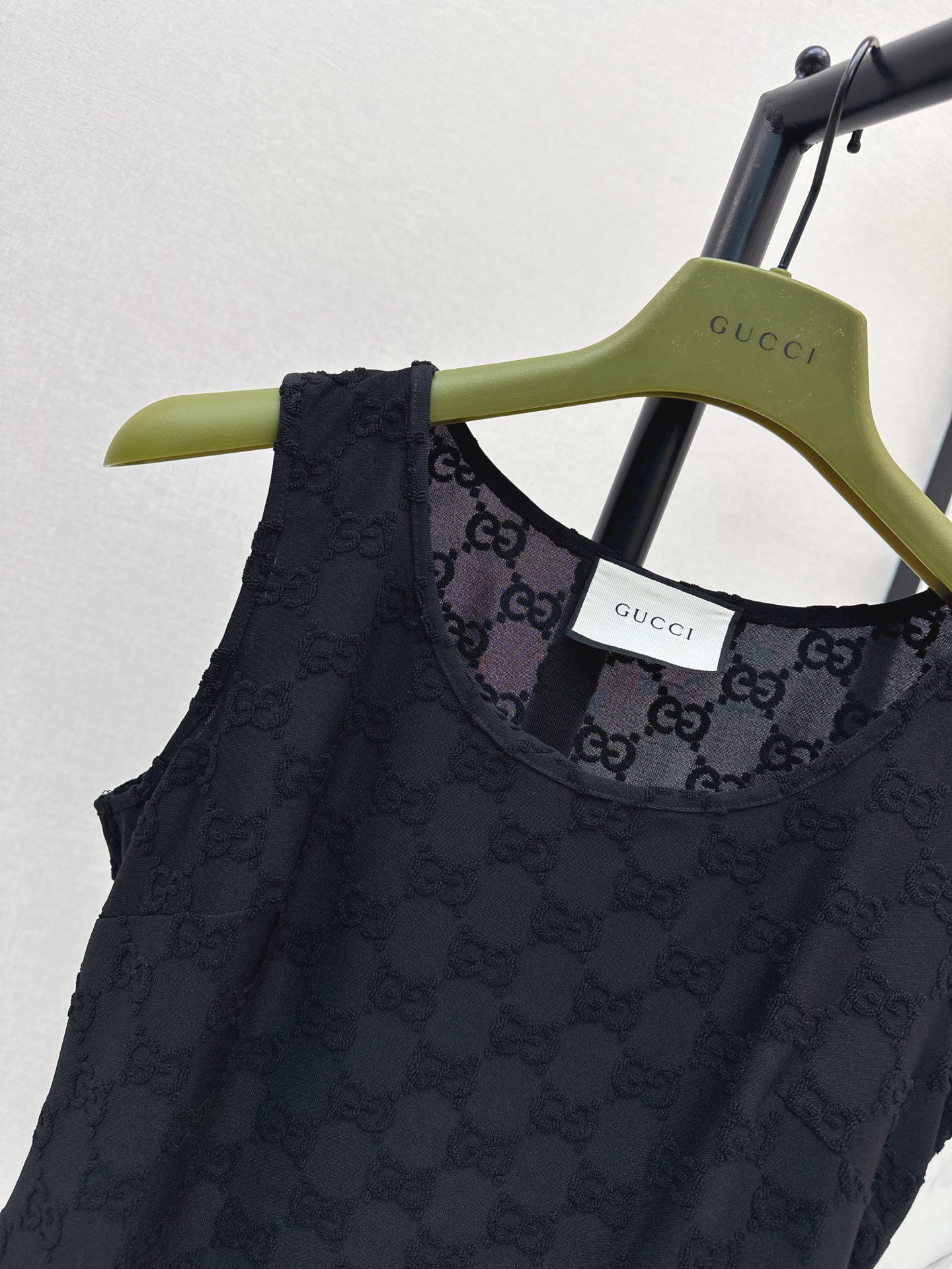 Guc 26ss sleeveless lace dress