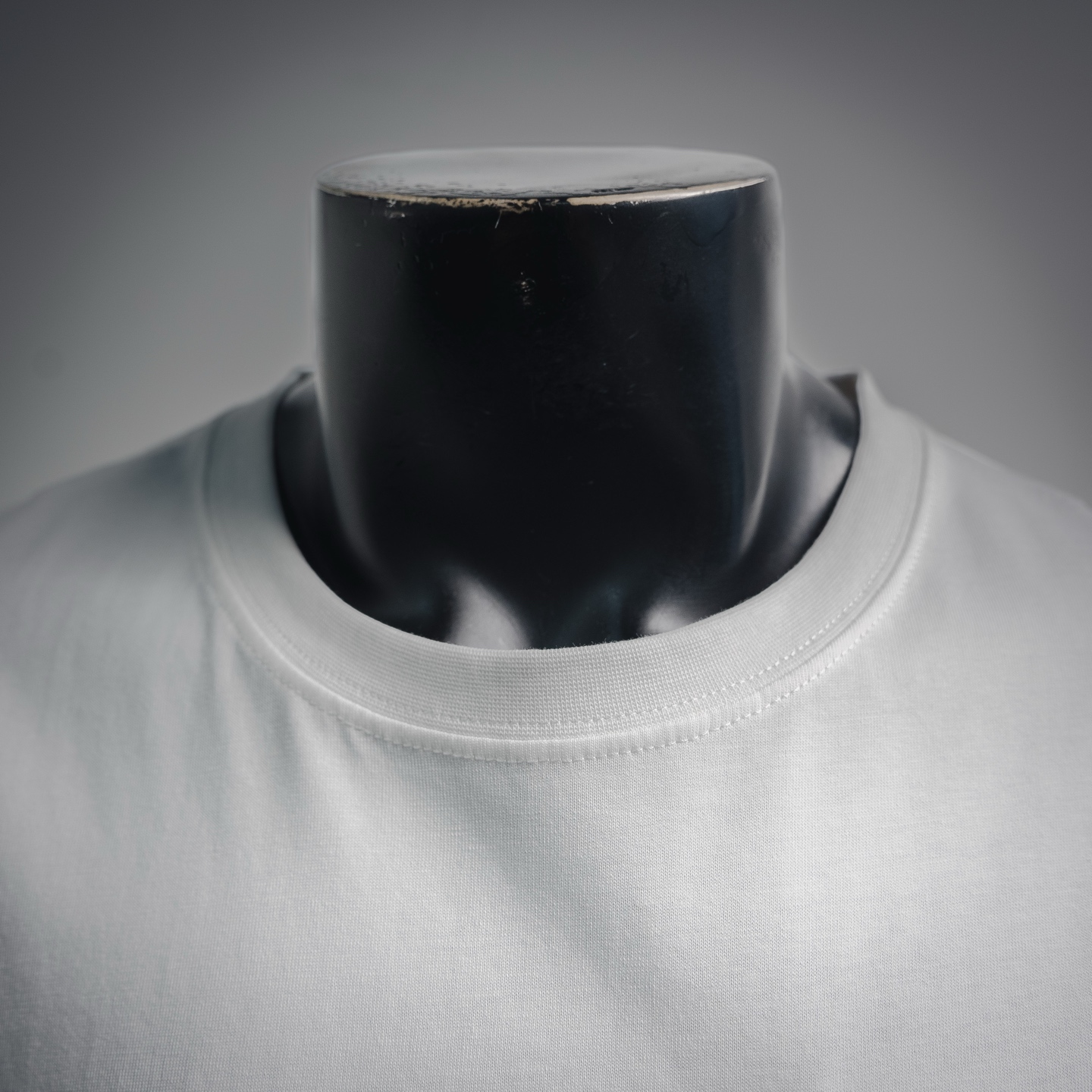 Loe pocket embroidered t-shirt