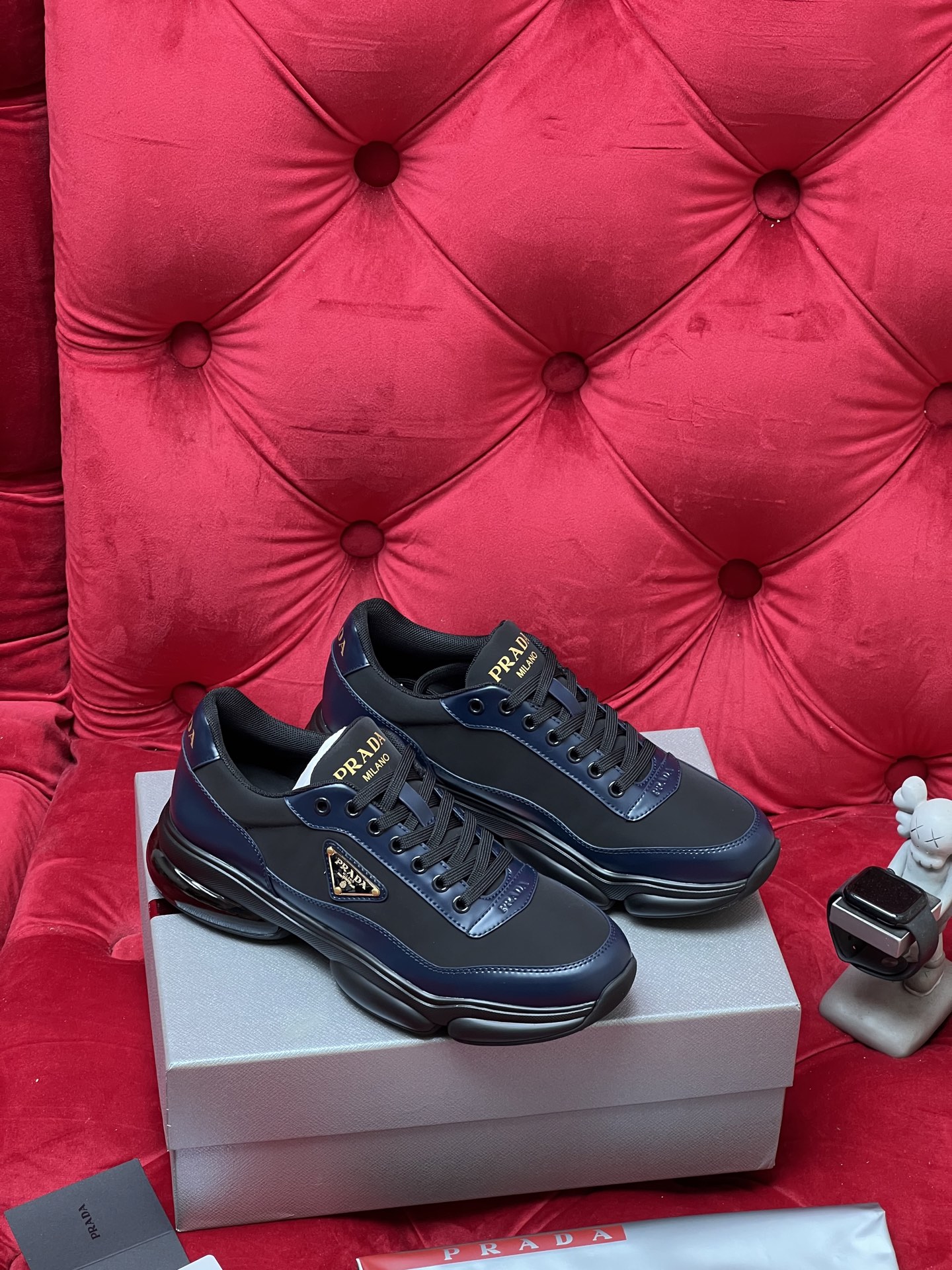 Pra letther sneakers