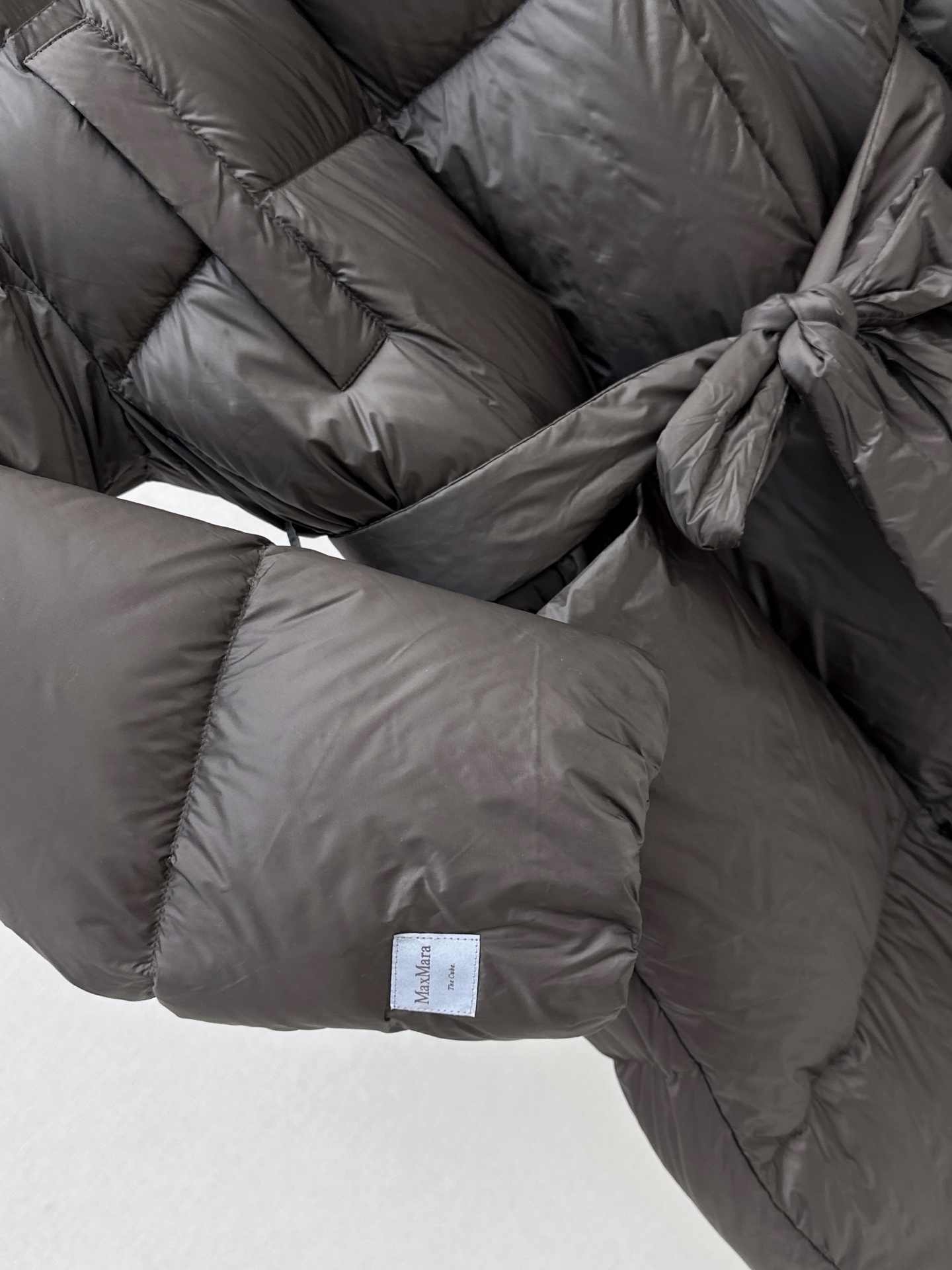 Max 26fw long hooded down jacket