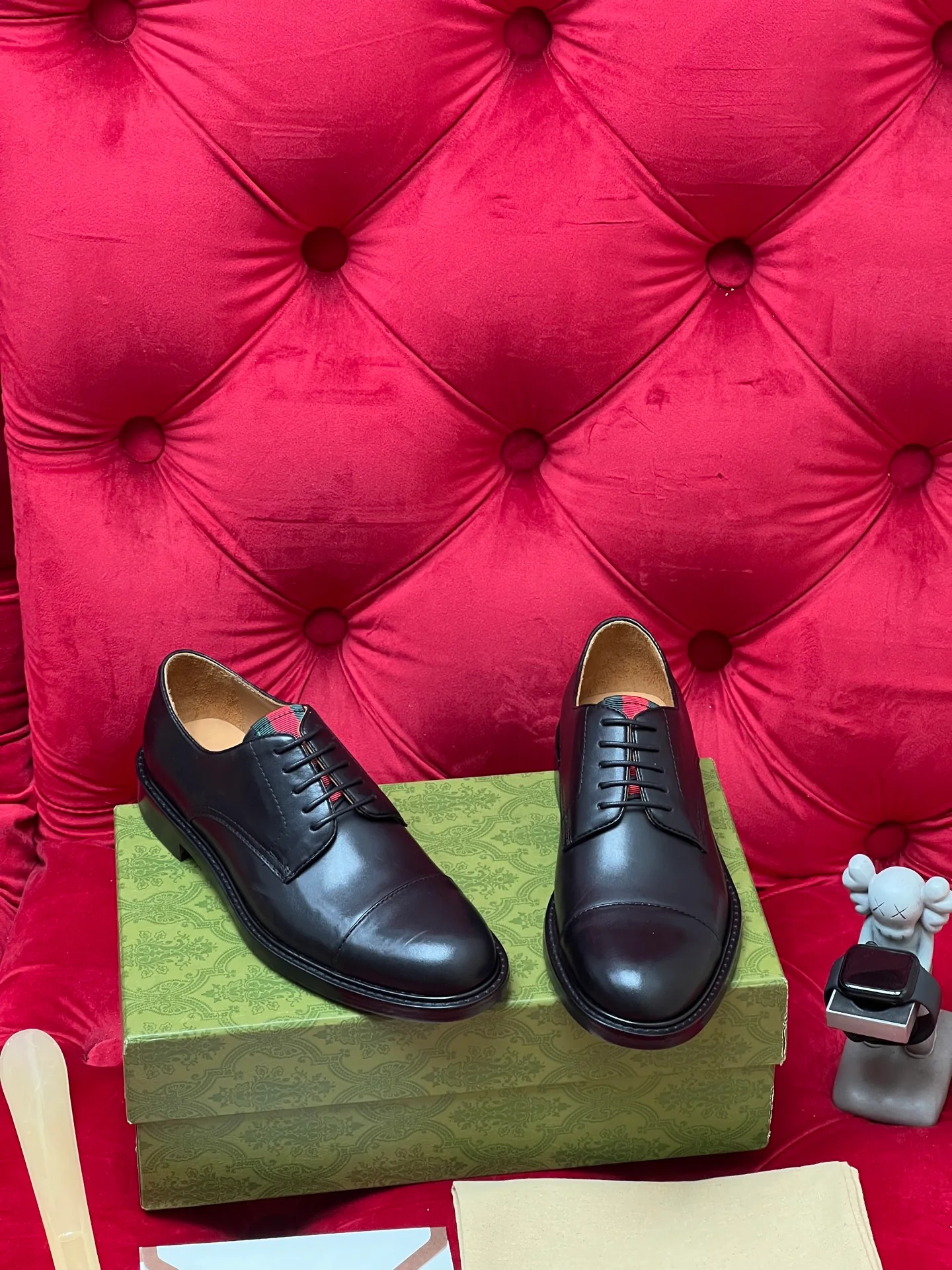 Guc leather shoes