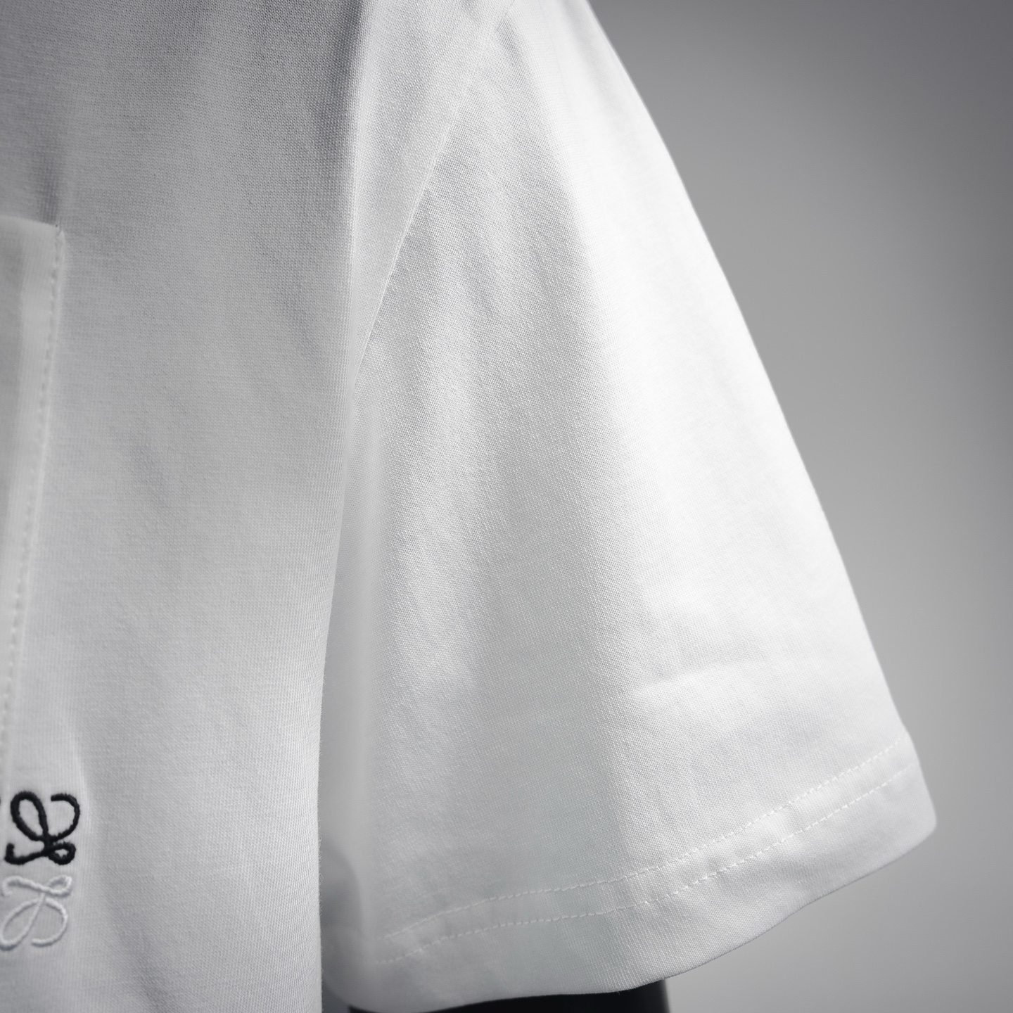 Loe pocket embroidered t-shirt