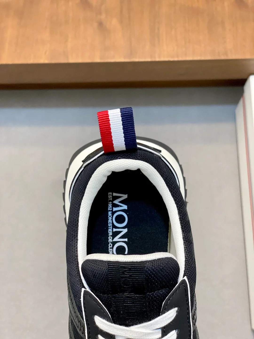 Mon retro sneakers