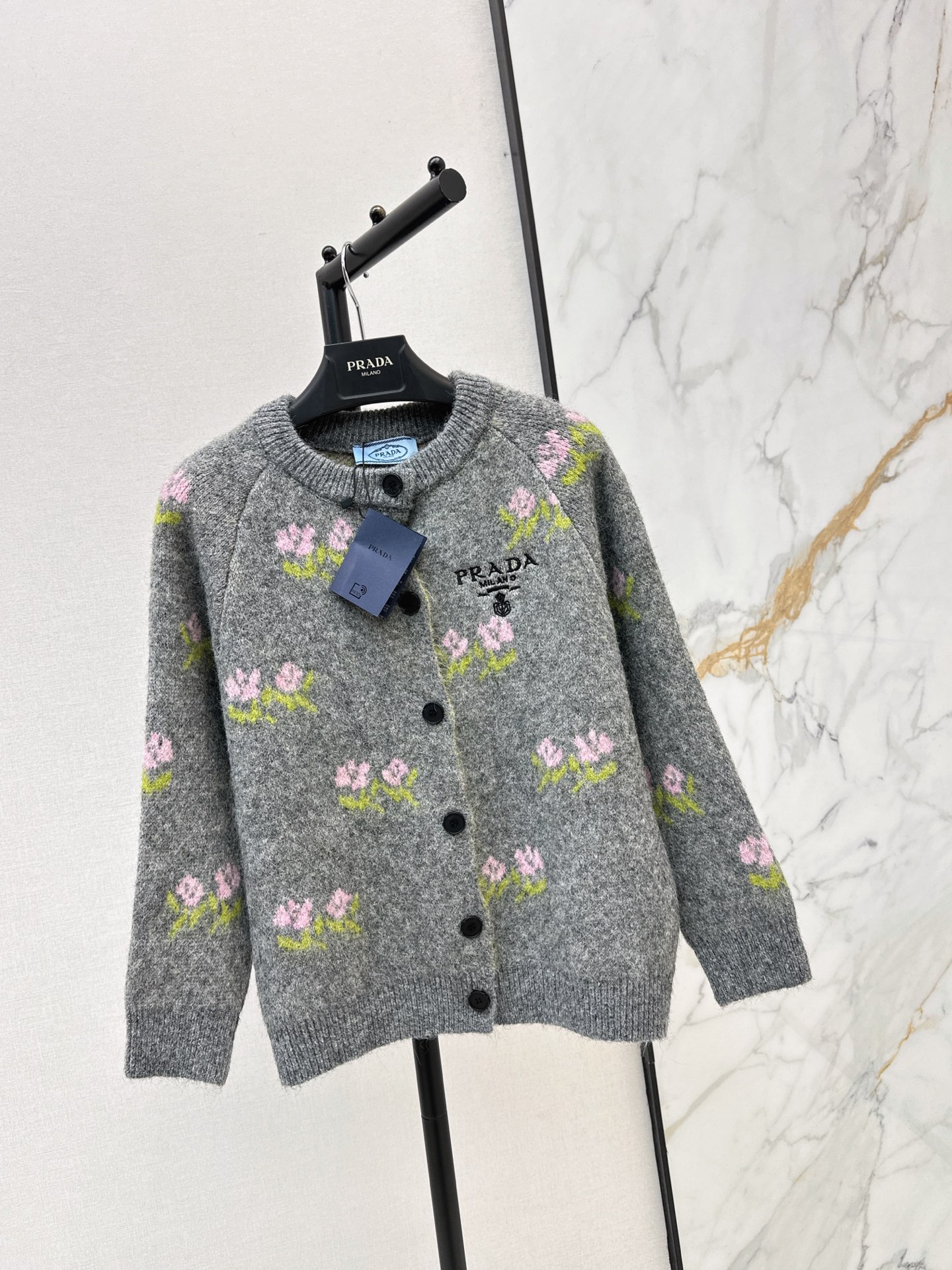 Pra 26fw floaral jacquard cardigan