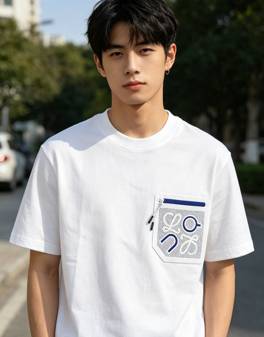 Loe zip pocket t-shirt