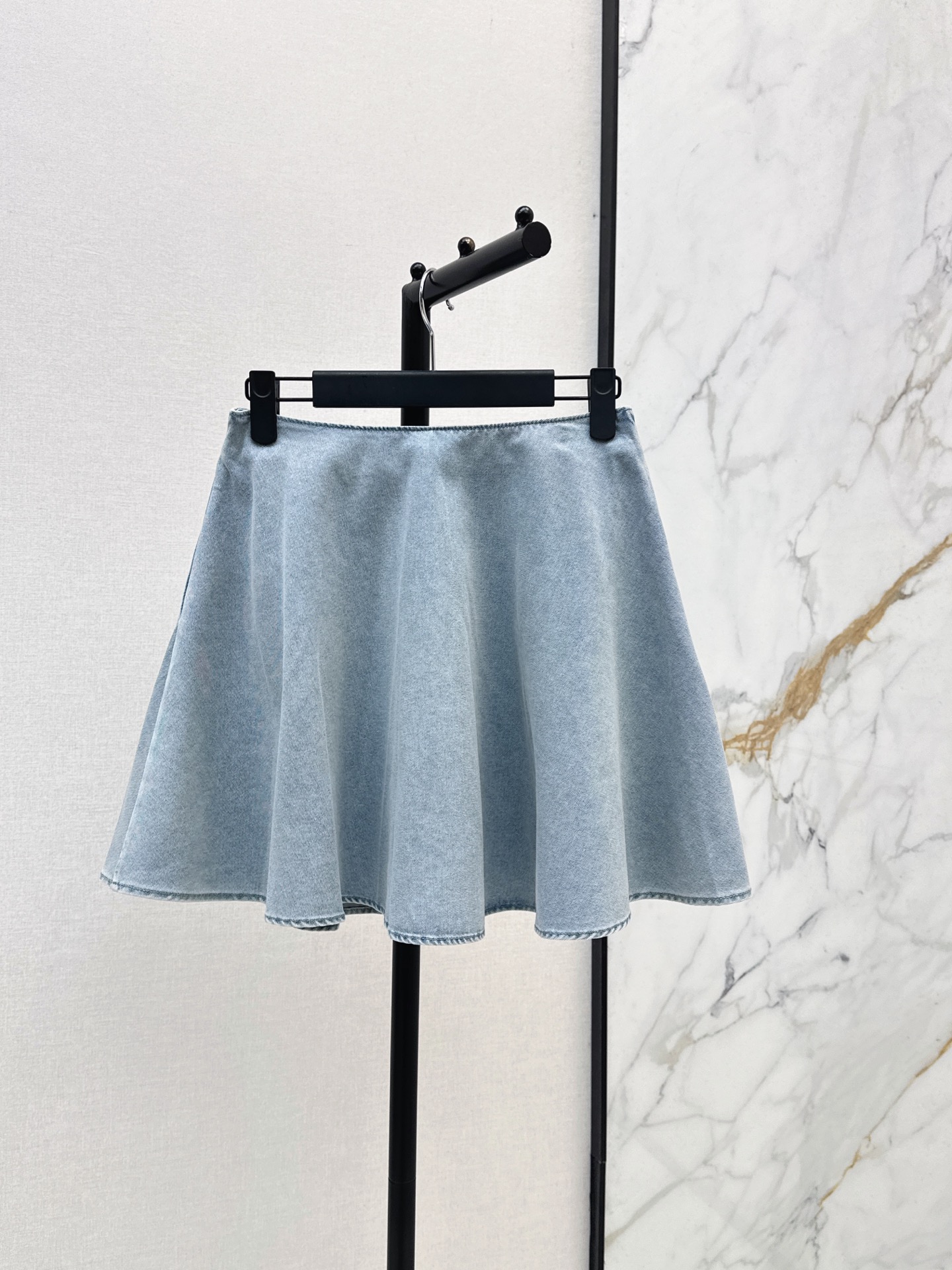 CD 26fw denim pleated skirt