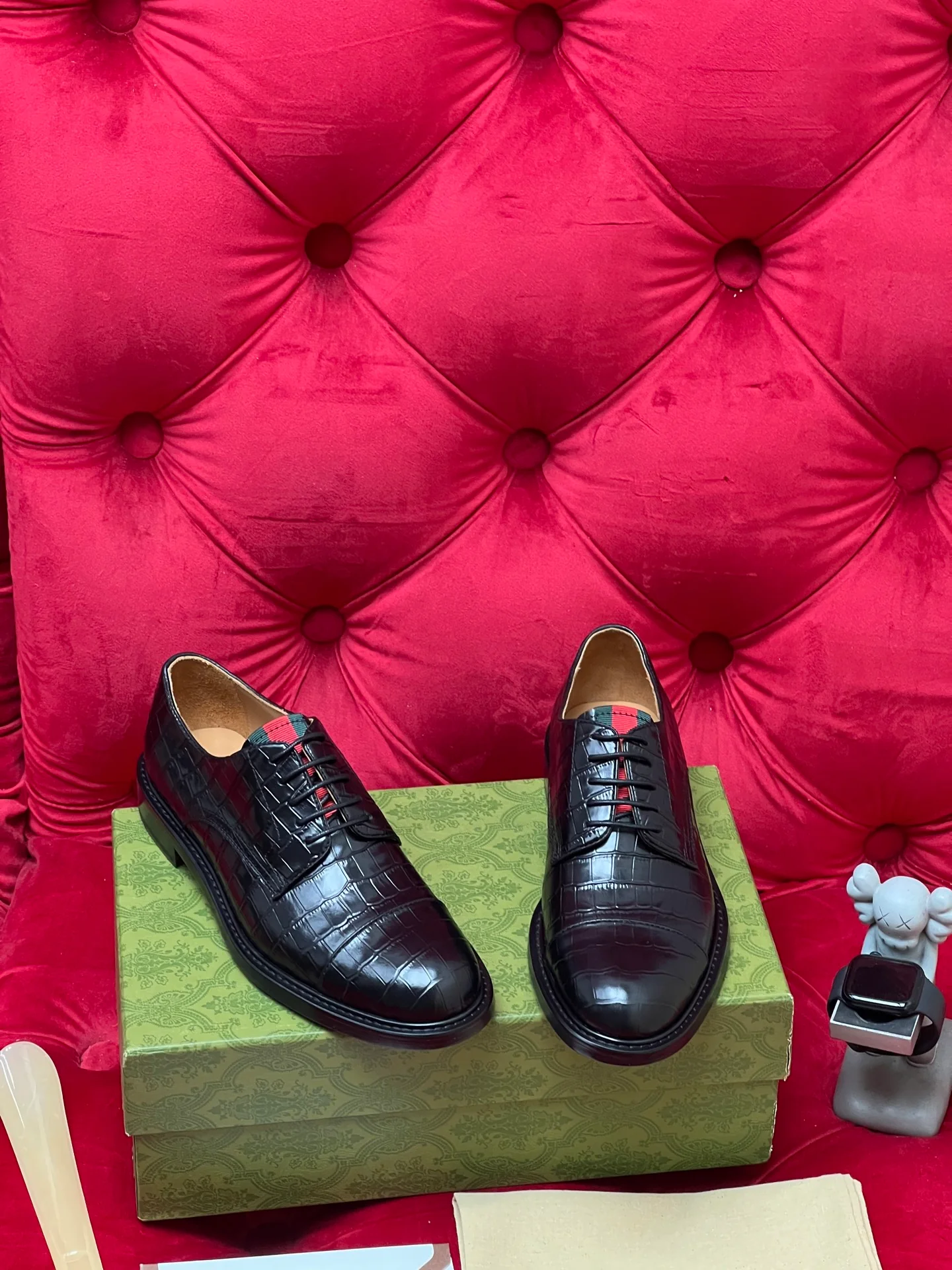 Guc leather shoes