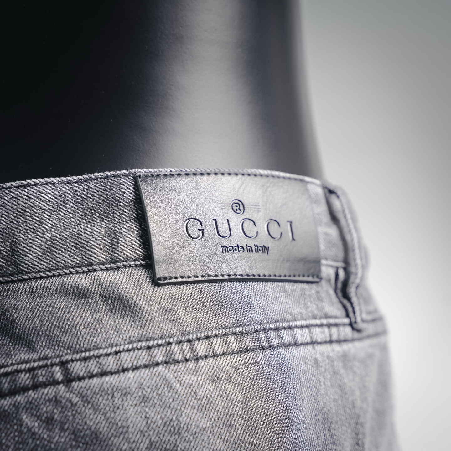 Guc washed jeans