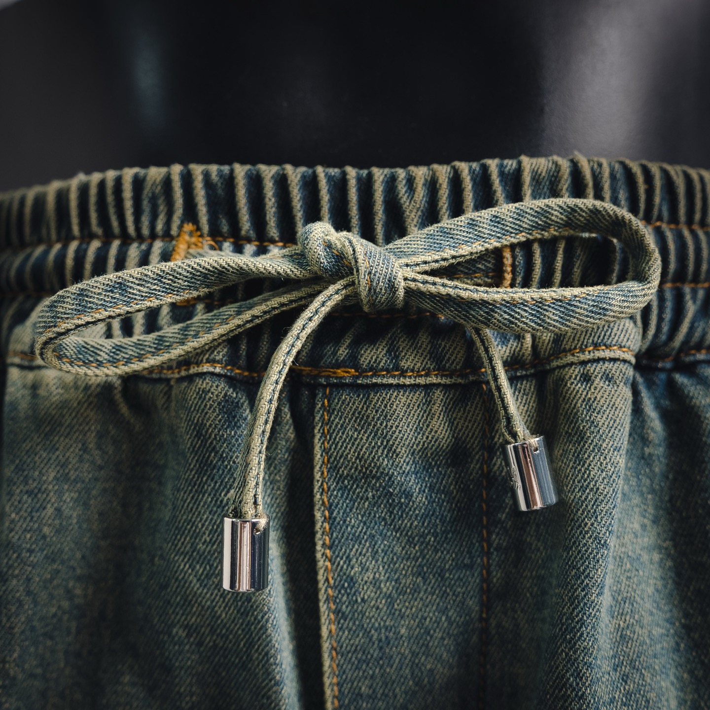 Ami embroidered jeans