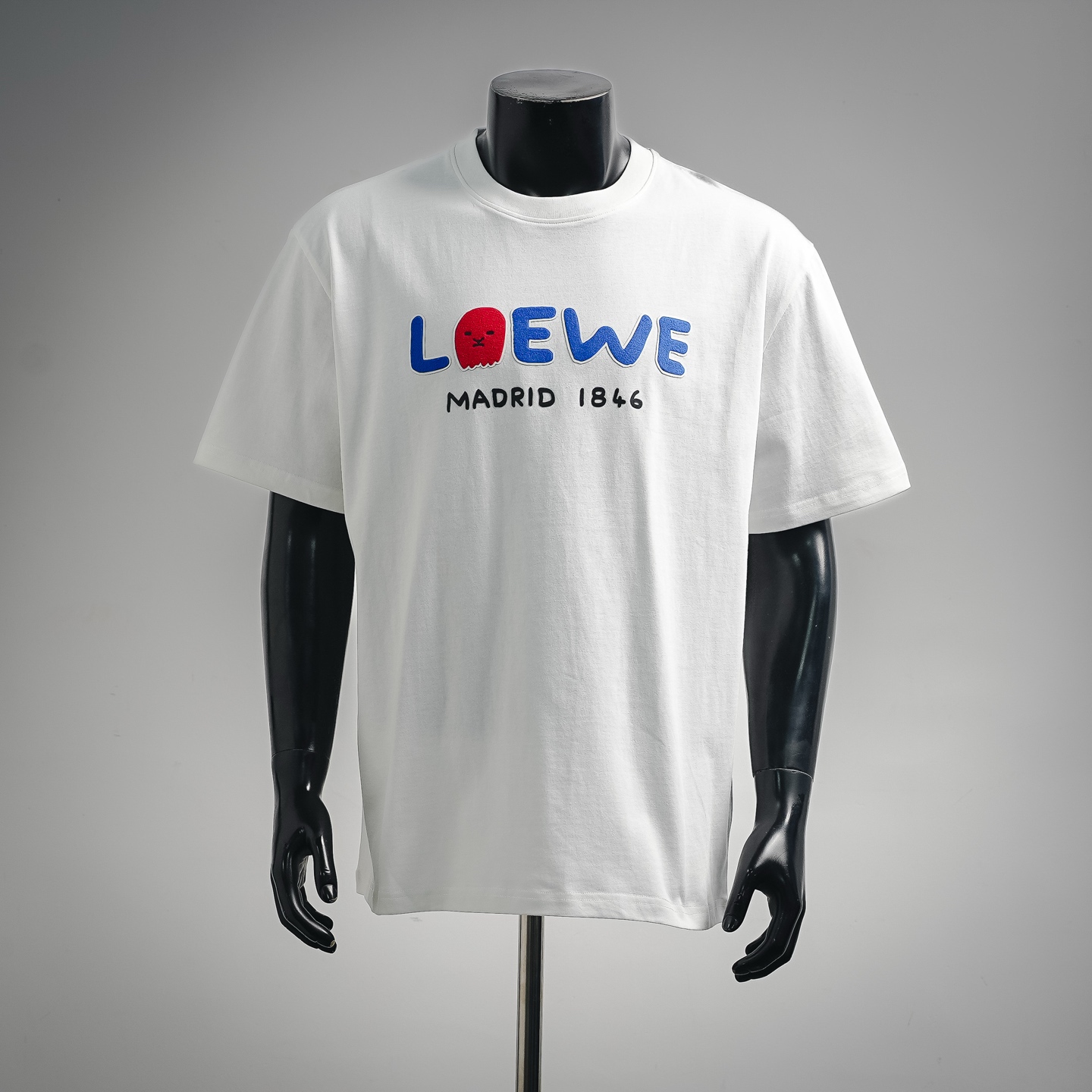 Loe flocked patch t-shirt
