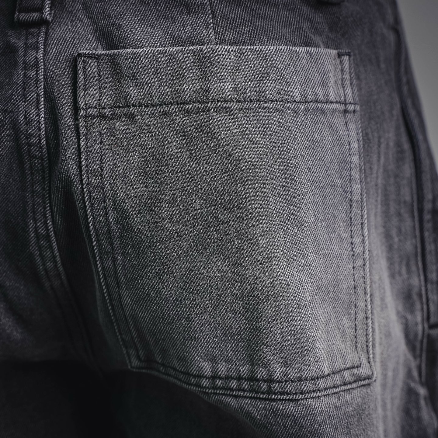 Loe baggy curved jeans