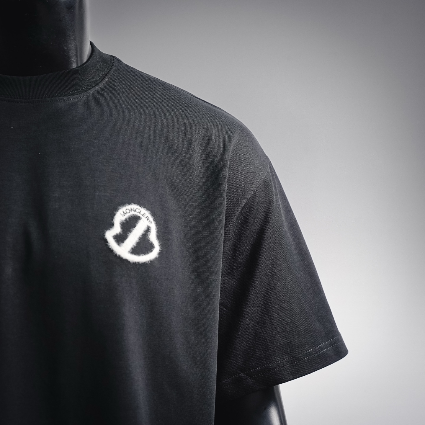 Mon logo badge t-shirt