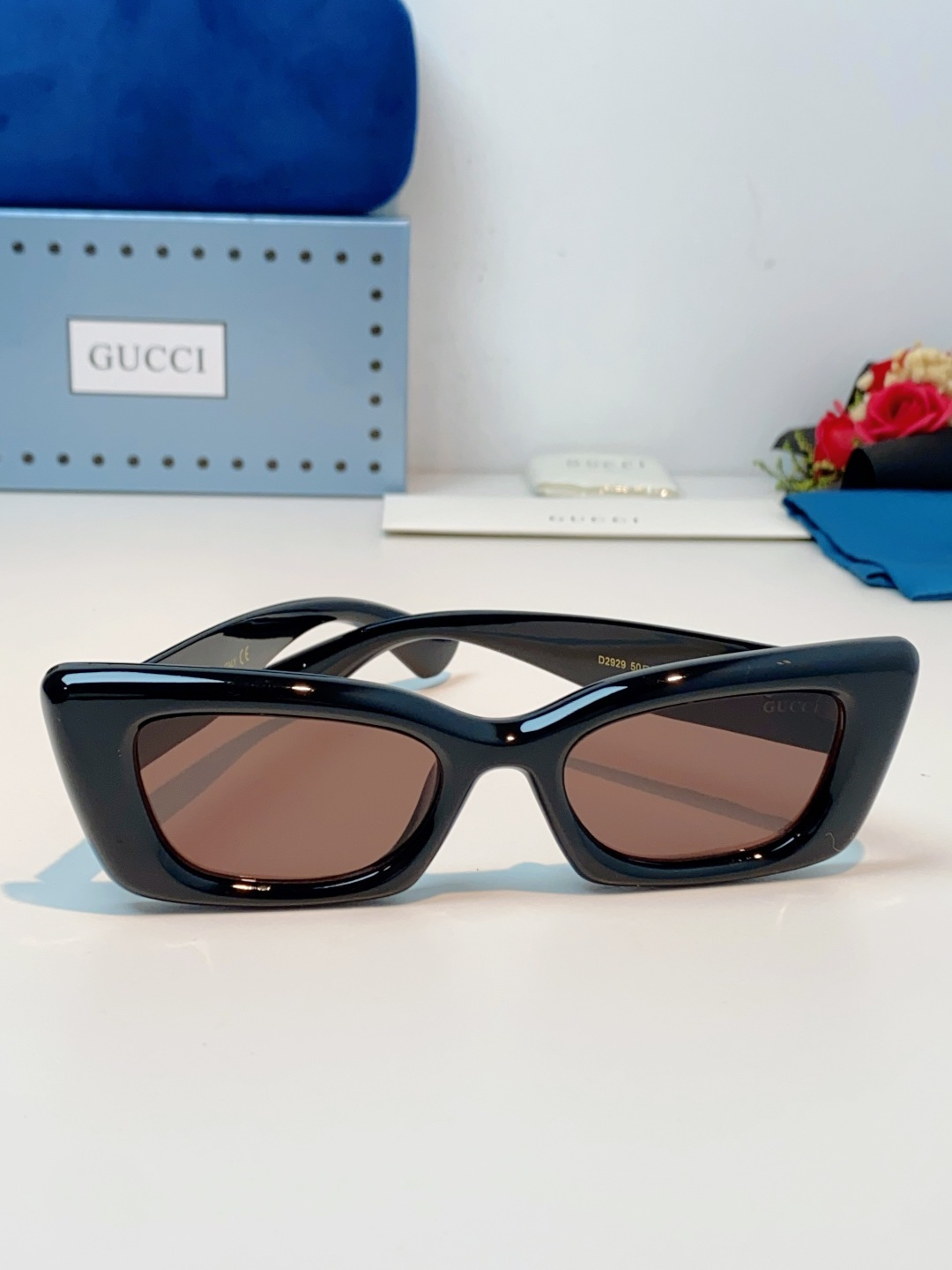 Guc sunglasses