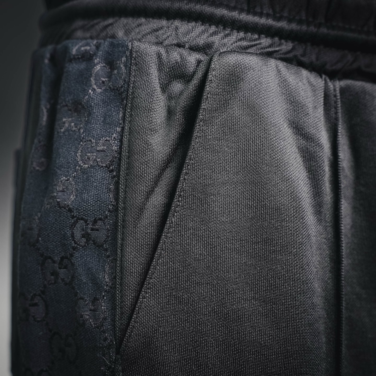 Guc embroidered pants