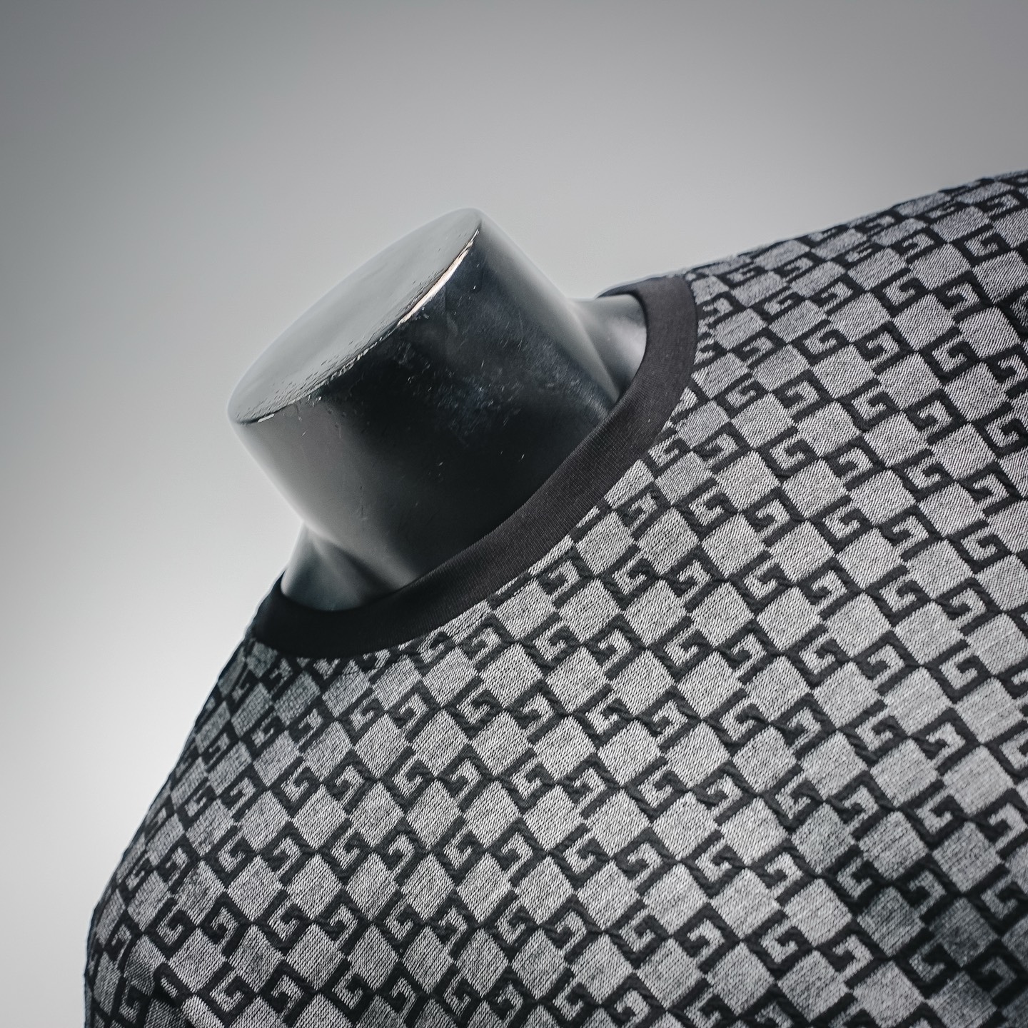 Given jacquard t-shirt