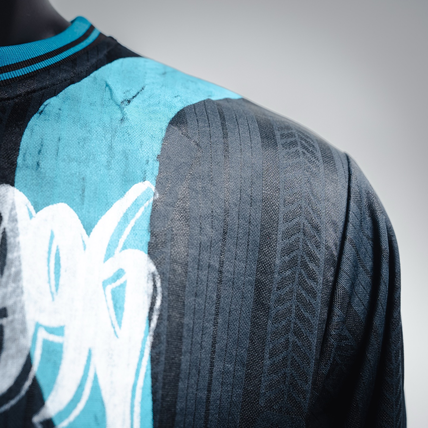 Acen graffiti-print sweatshirt