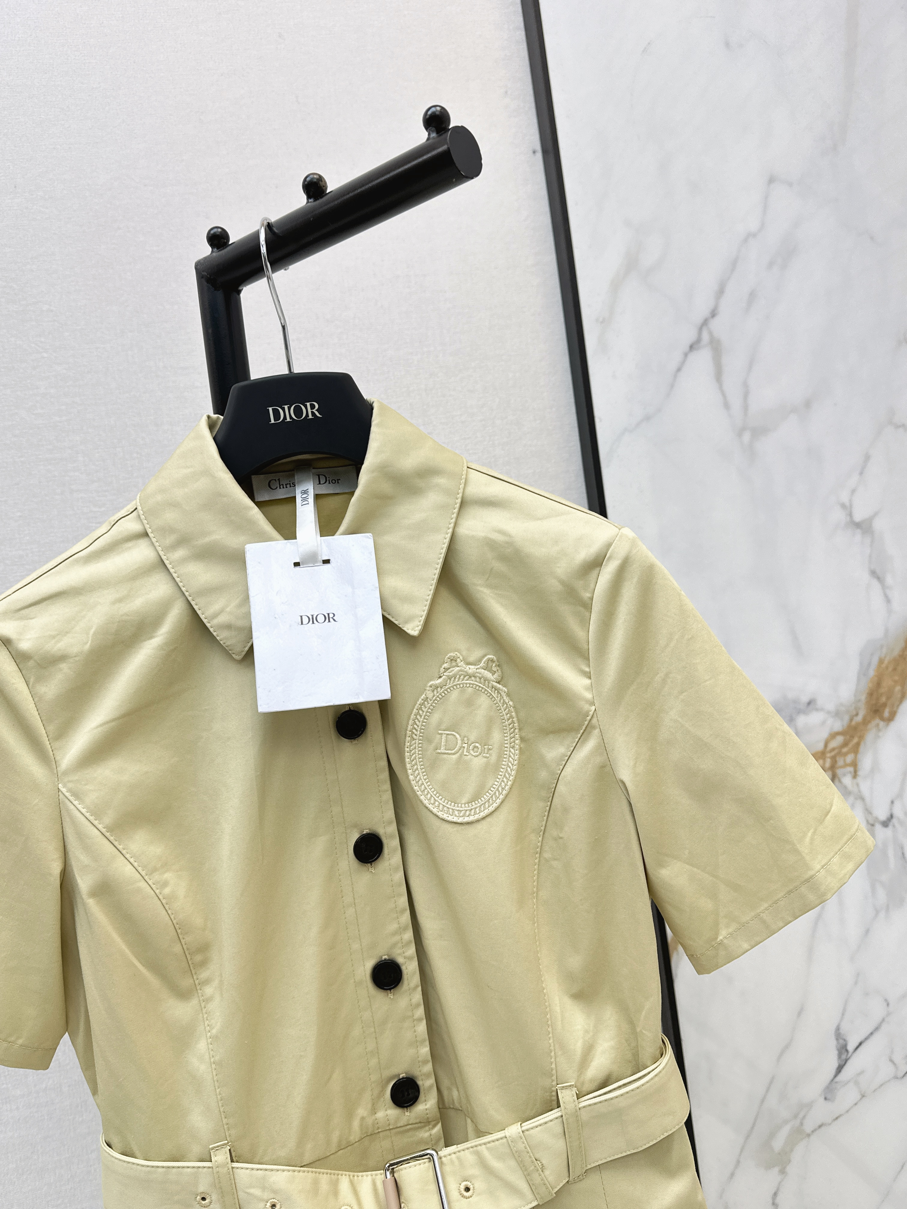 CD 26ss belted dress