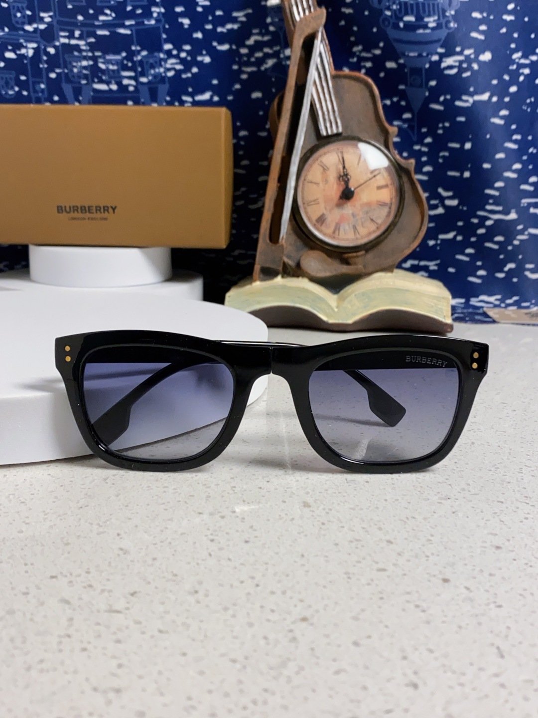Bur sunglasses
