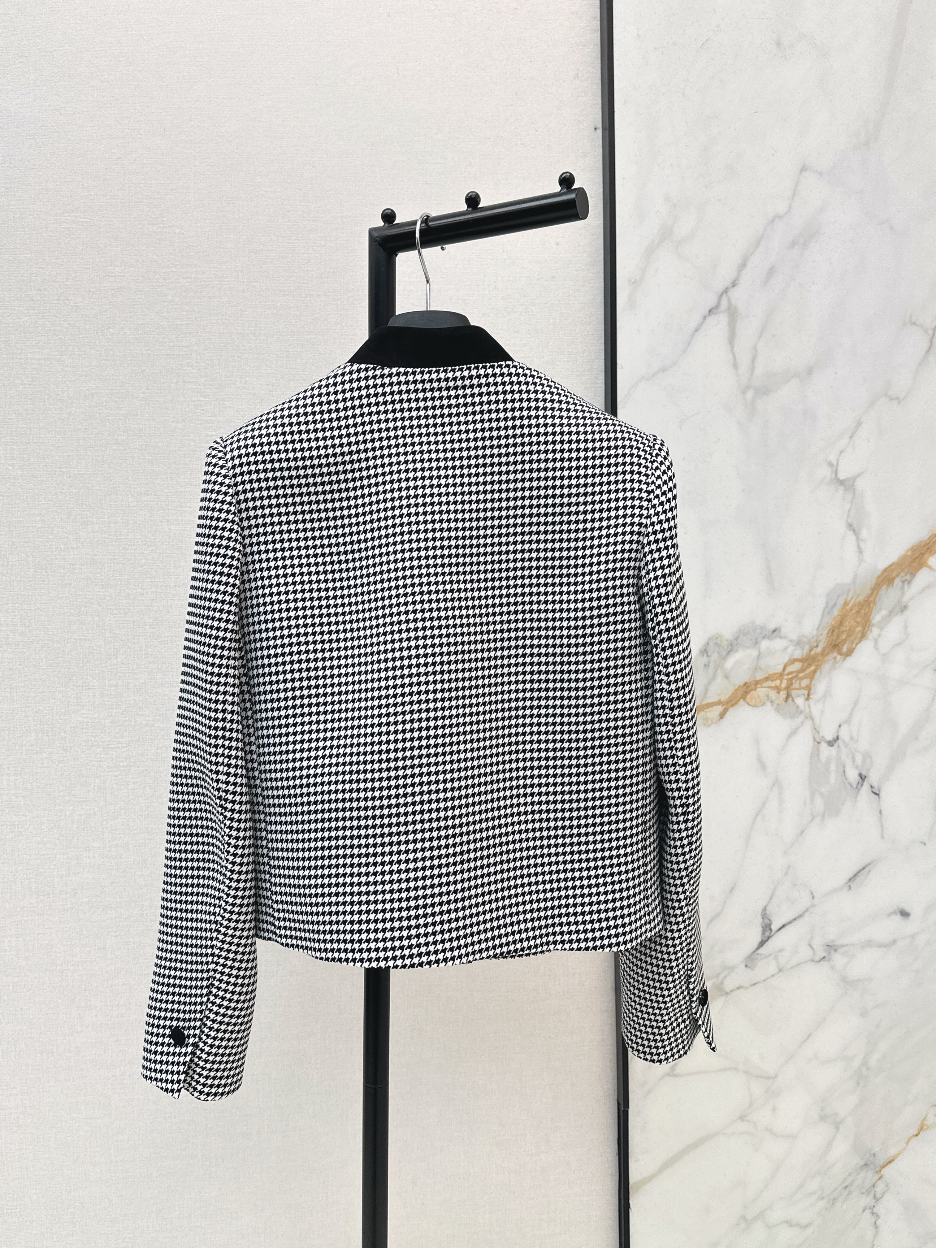 CD 26ss houndstone jacket