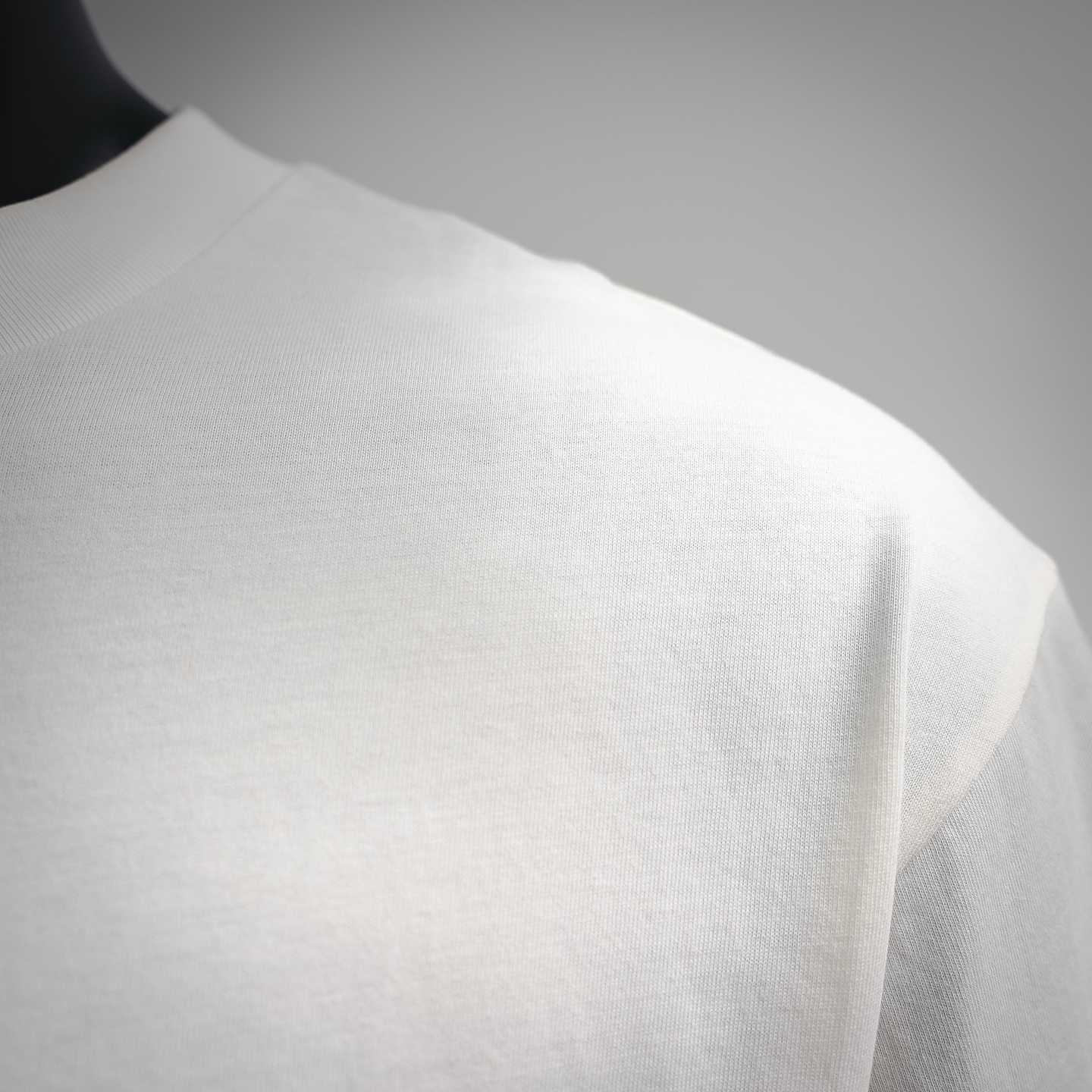 Louis emboosed t-shirt