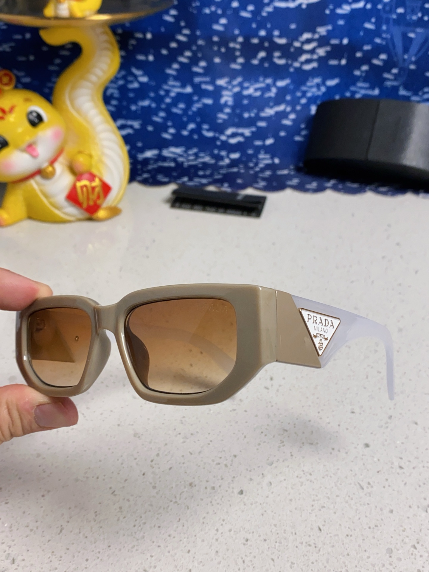 Pra sunglasses
