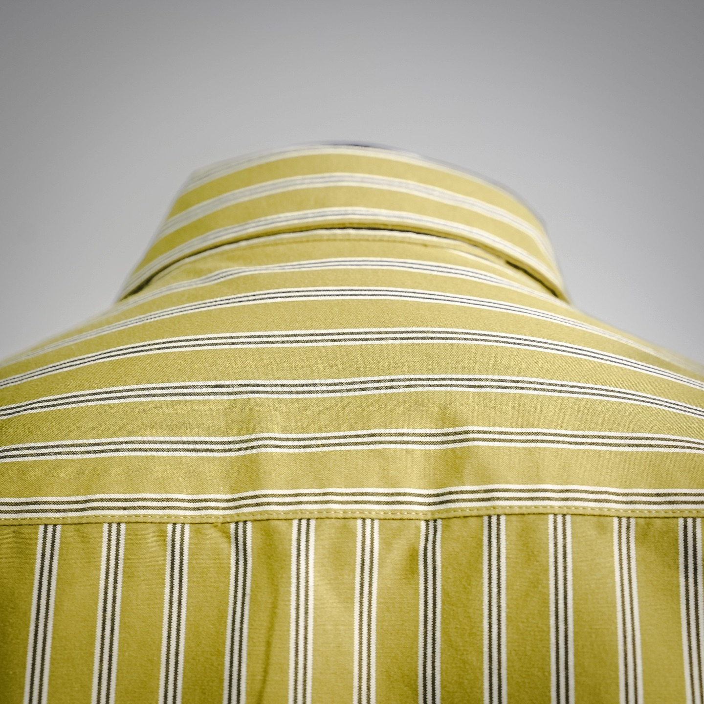 Bur striped crisp shirts