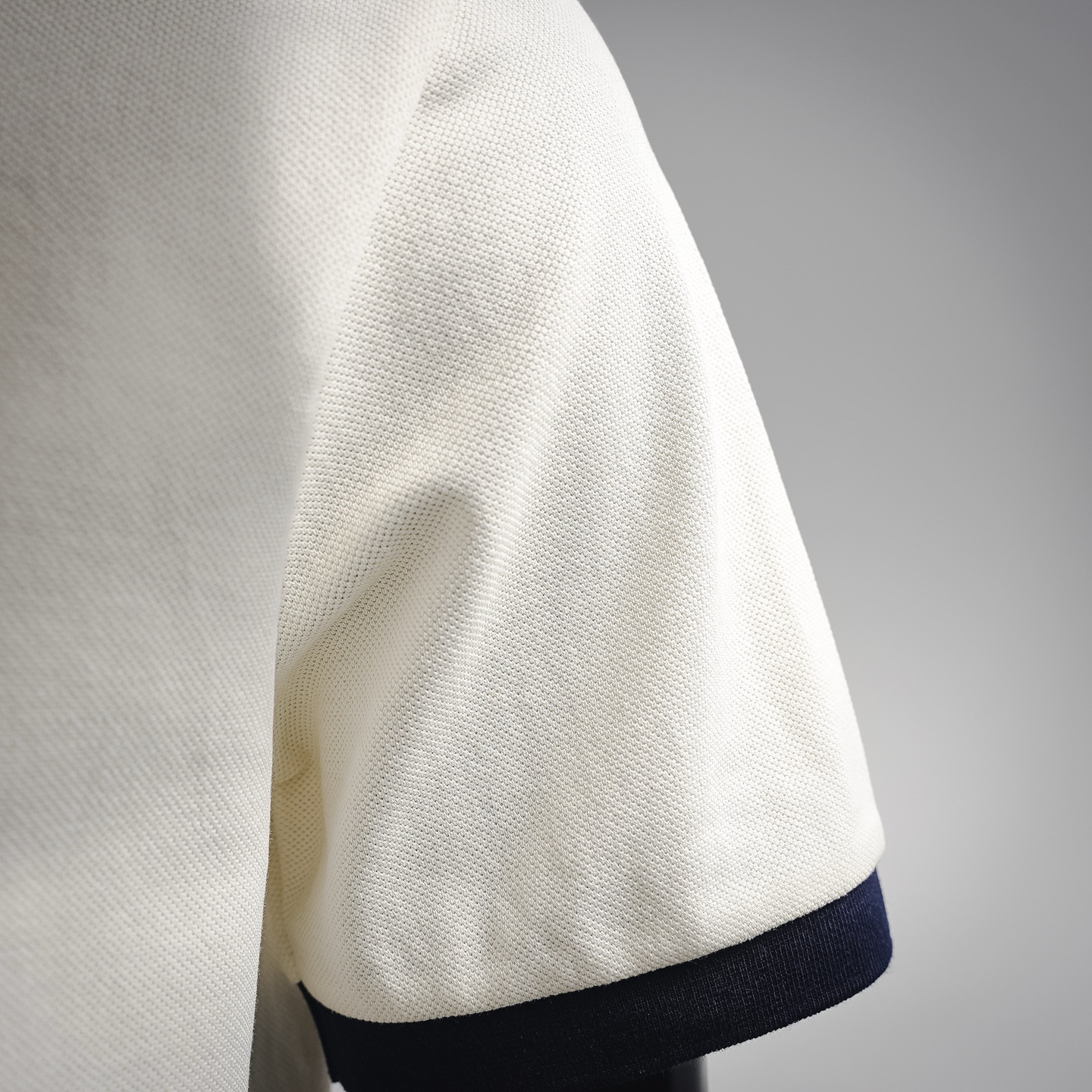 Loe logo embroidered t-shirt