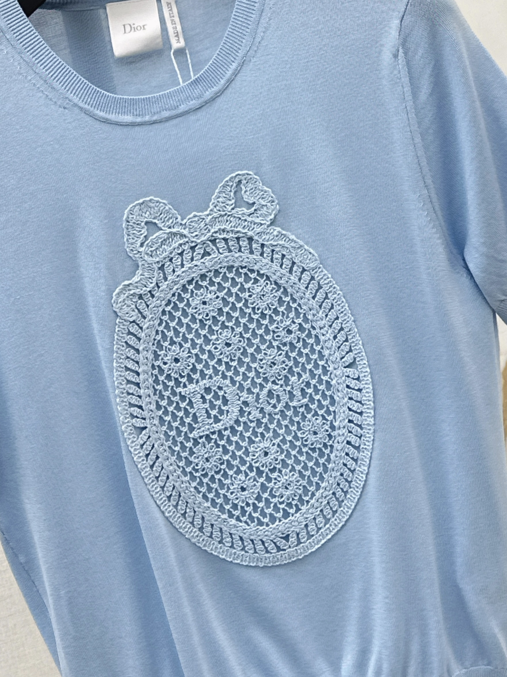 CD 26ss embroidery top