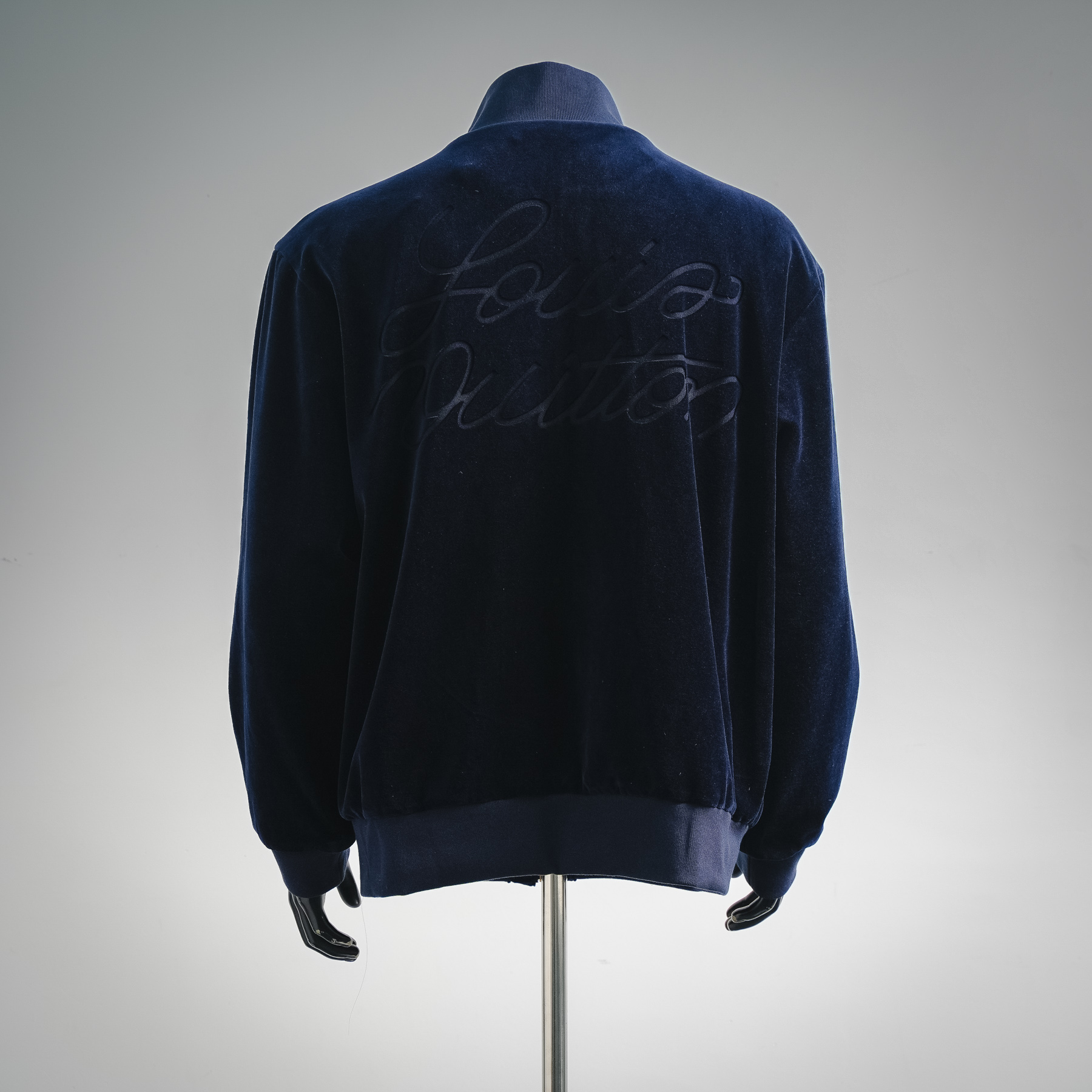 Louis emboosed jacket