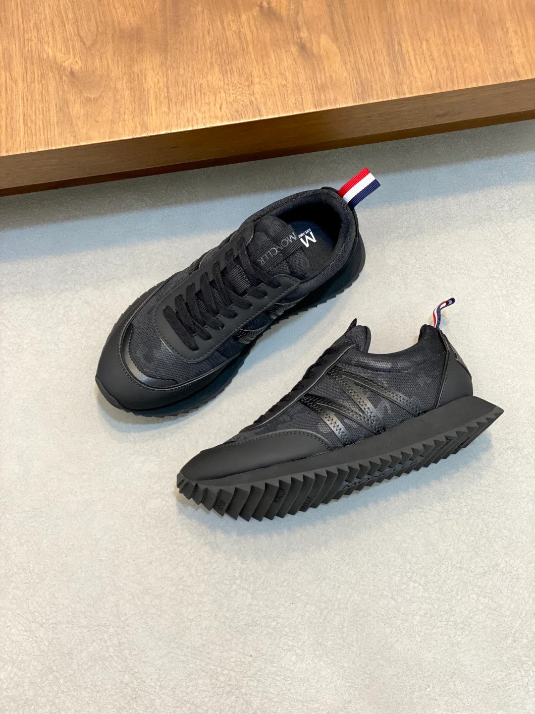 Mon retro sneakers