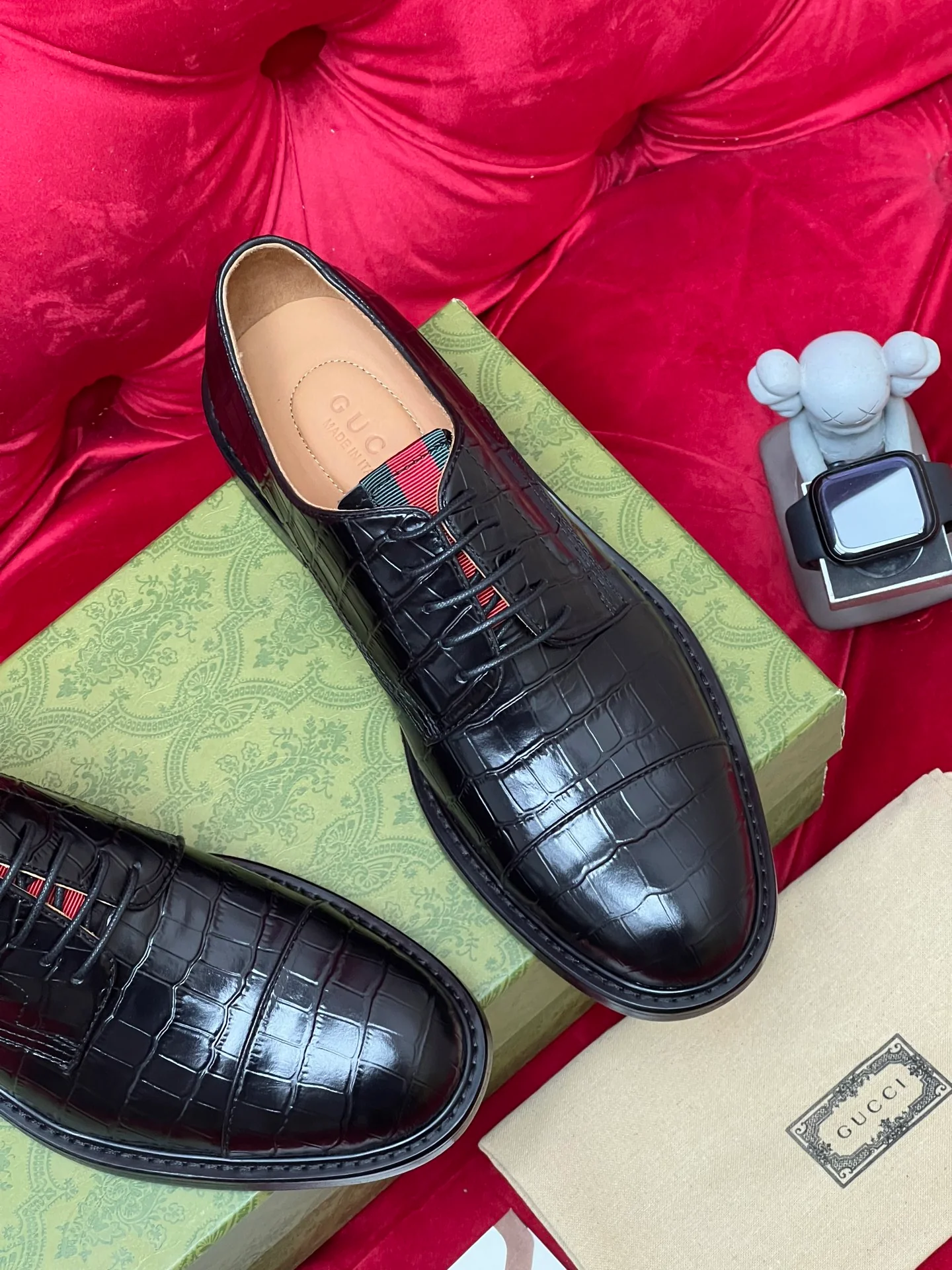 Guc leather shoes
