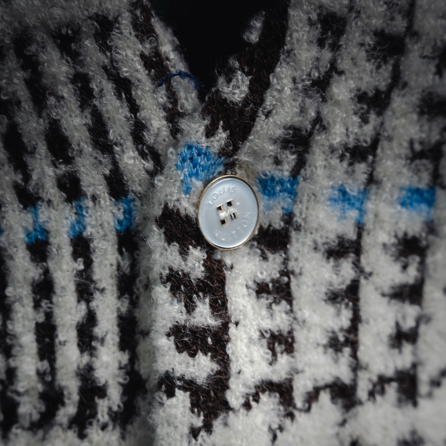 Louis v-neck knit cardigan