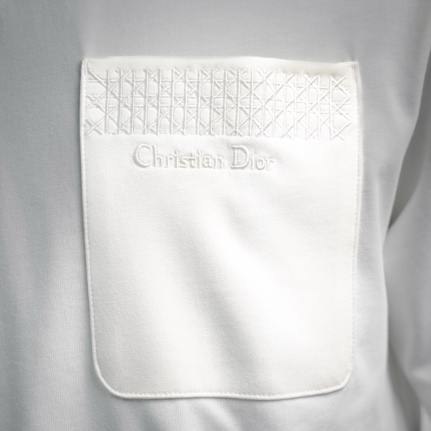 CD embroidered pocket t-shirt