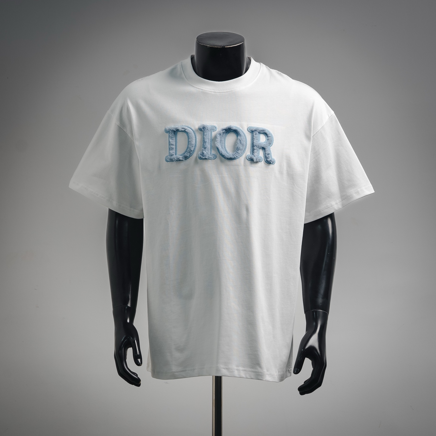 CD velvet letter t-shirt