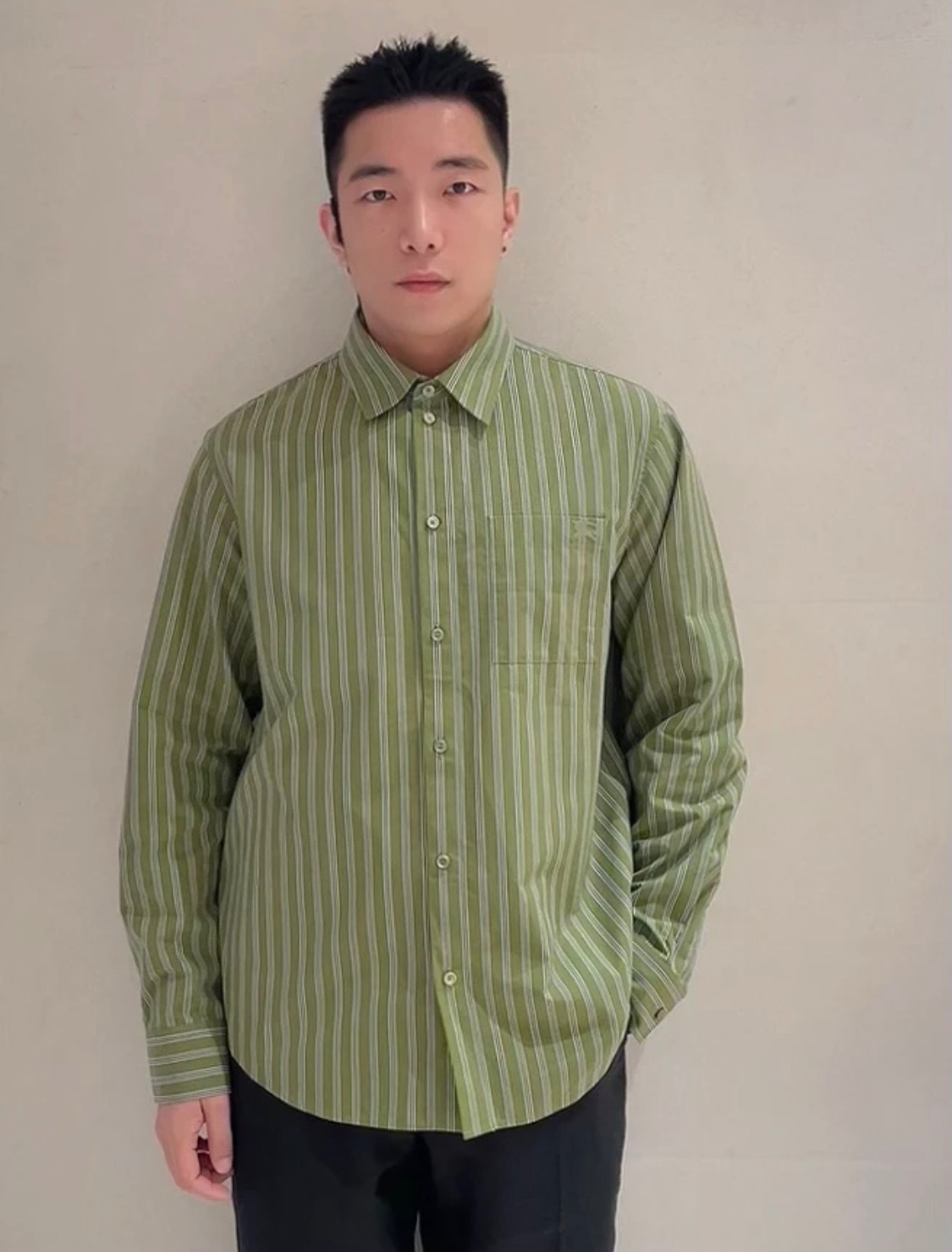 Bur striped crisp shirts