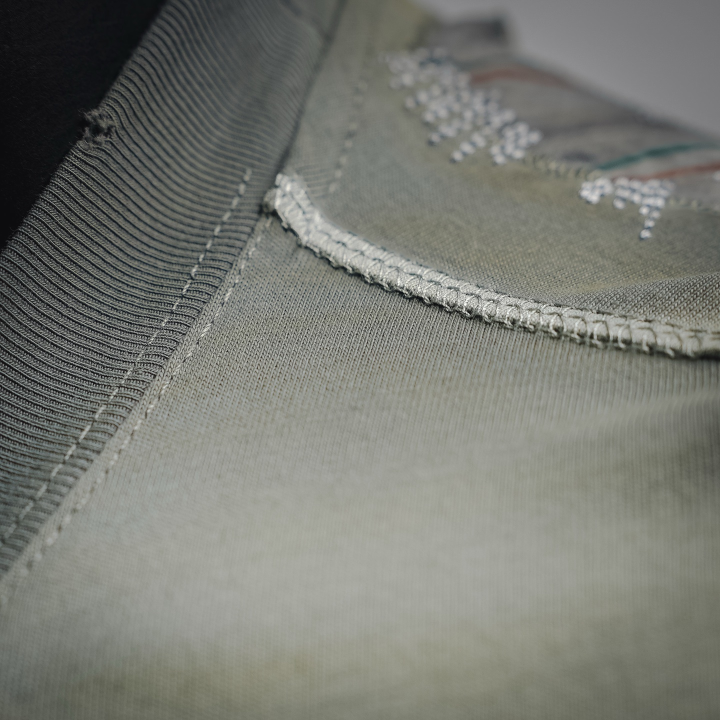 Acen distressed t-shirt