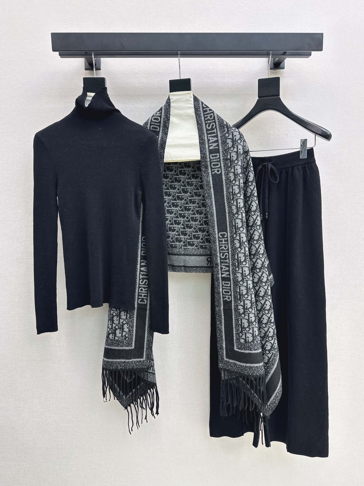 CD 26fw knit shawls basic tee pants sets