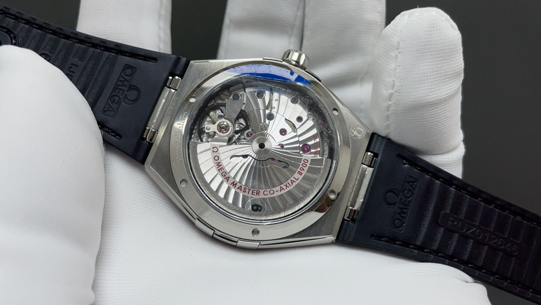 Ome watch