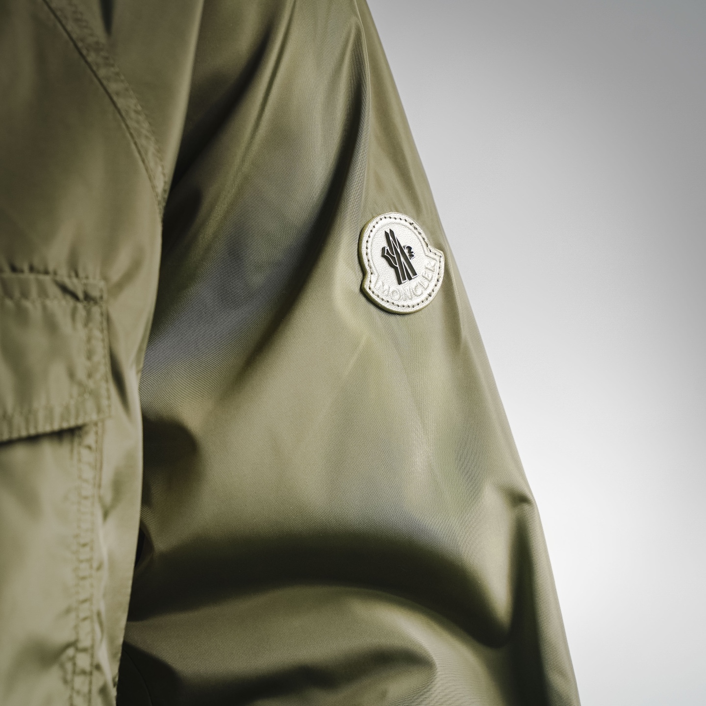 Mon waterproof hooded jacket
